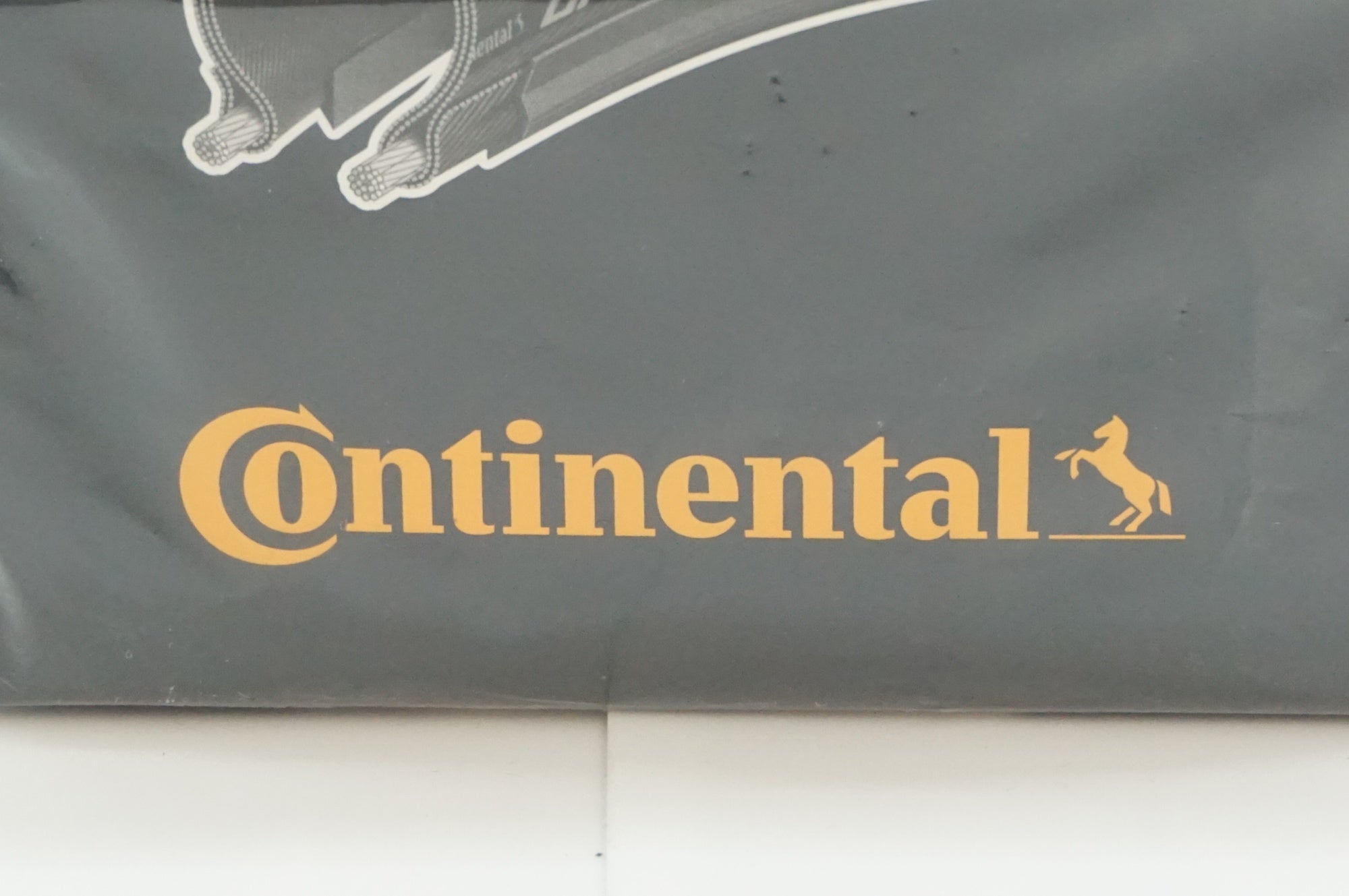 CONTINENTAL 「コンチネンタル」 GRANDPRIX5000S TR 700×30C タイヤ / 福岡店
