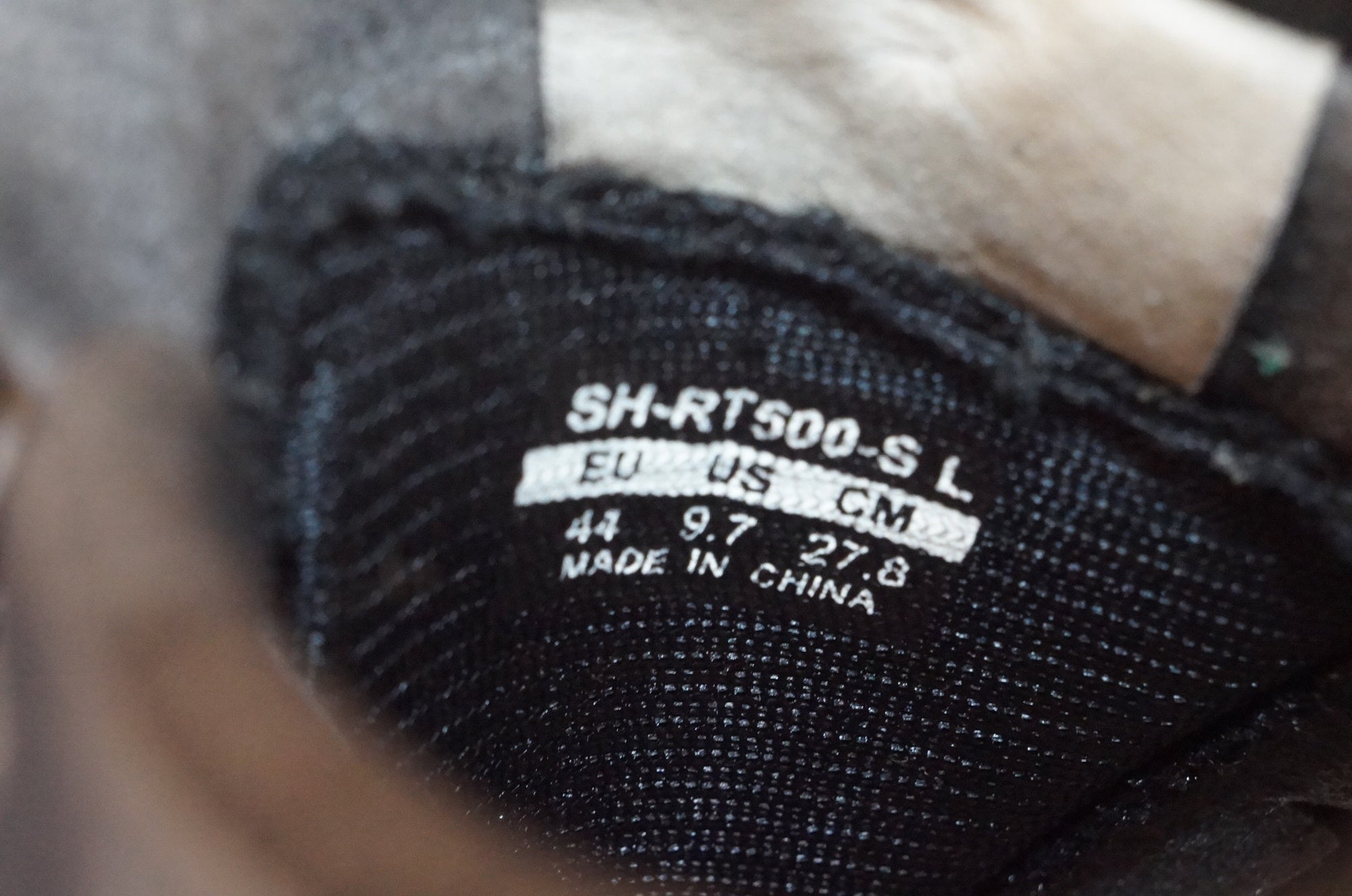 SHIMANO 「シマノ」 SH-RT500-S L 27.8cm シューズ / 浦和ベース