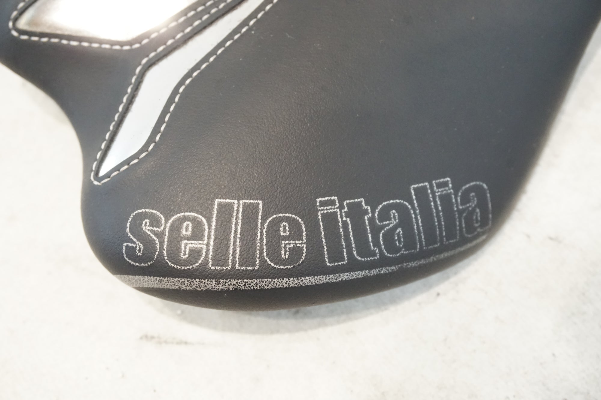 SELLE ITALIA 「セライタリア」 SLR TM チタンレール サドル / 横浜戸塚店