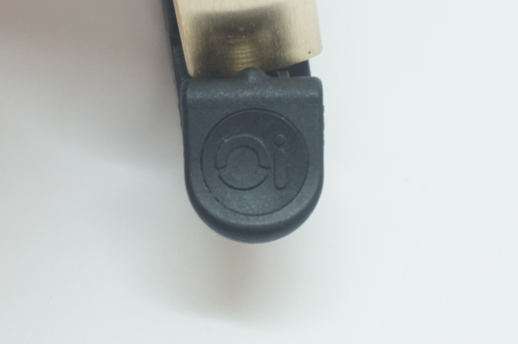 KNOG 「ノグ」 OI ベル / 福岡店