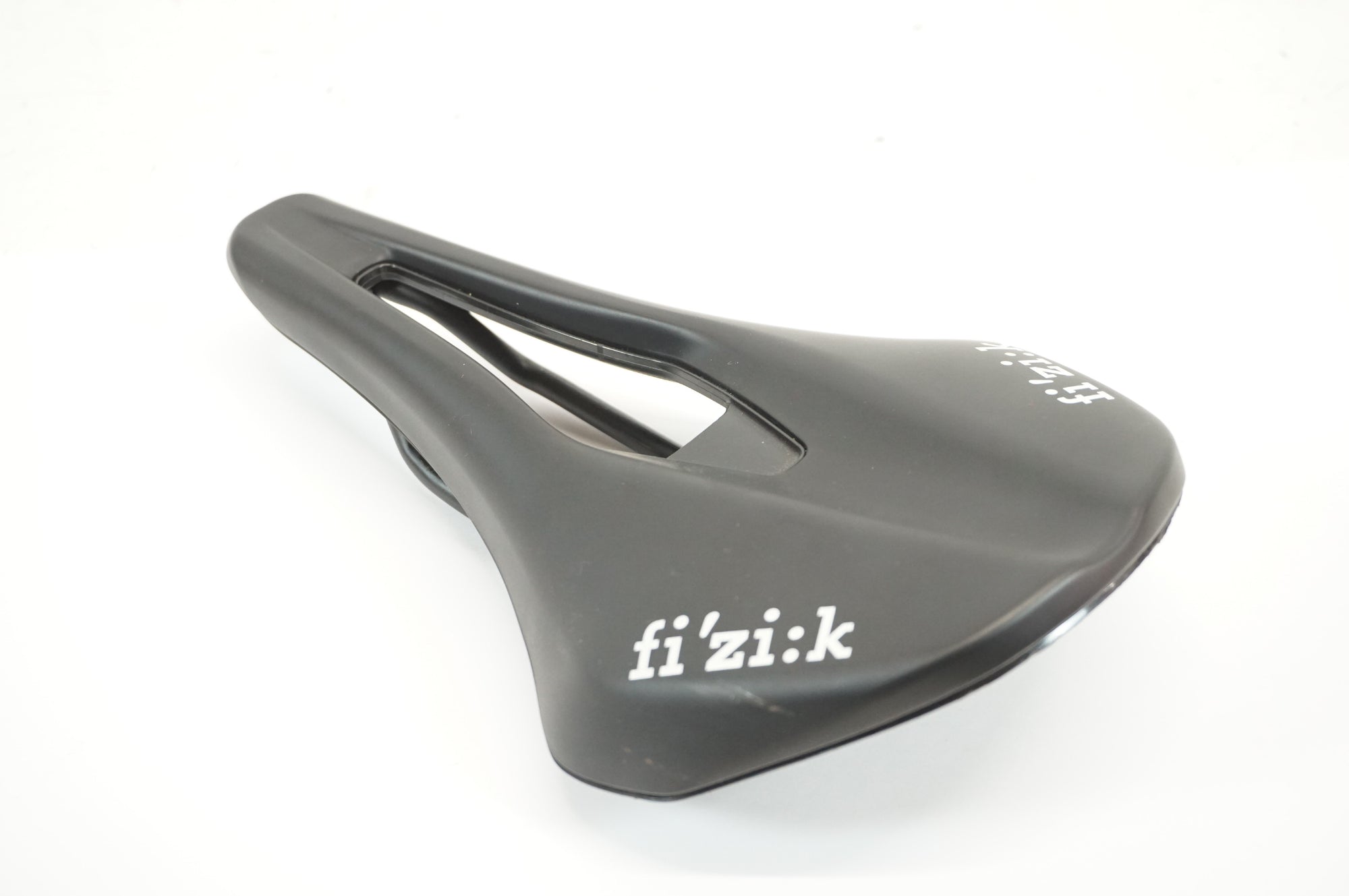 FIZIK 「フィジーク」 TEMPO ARGO R3 サドル / 宇都宮店