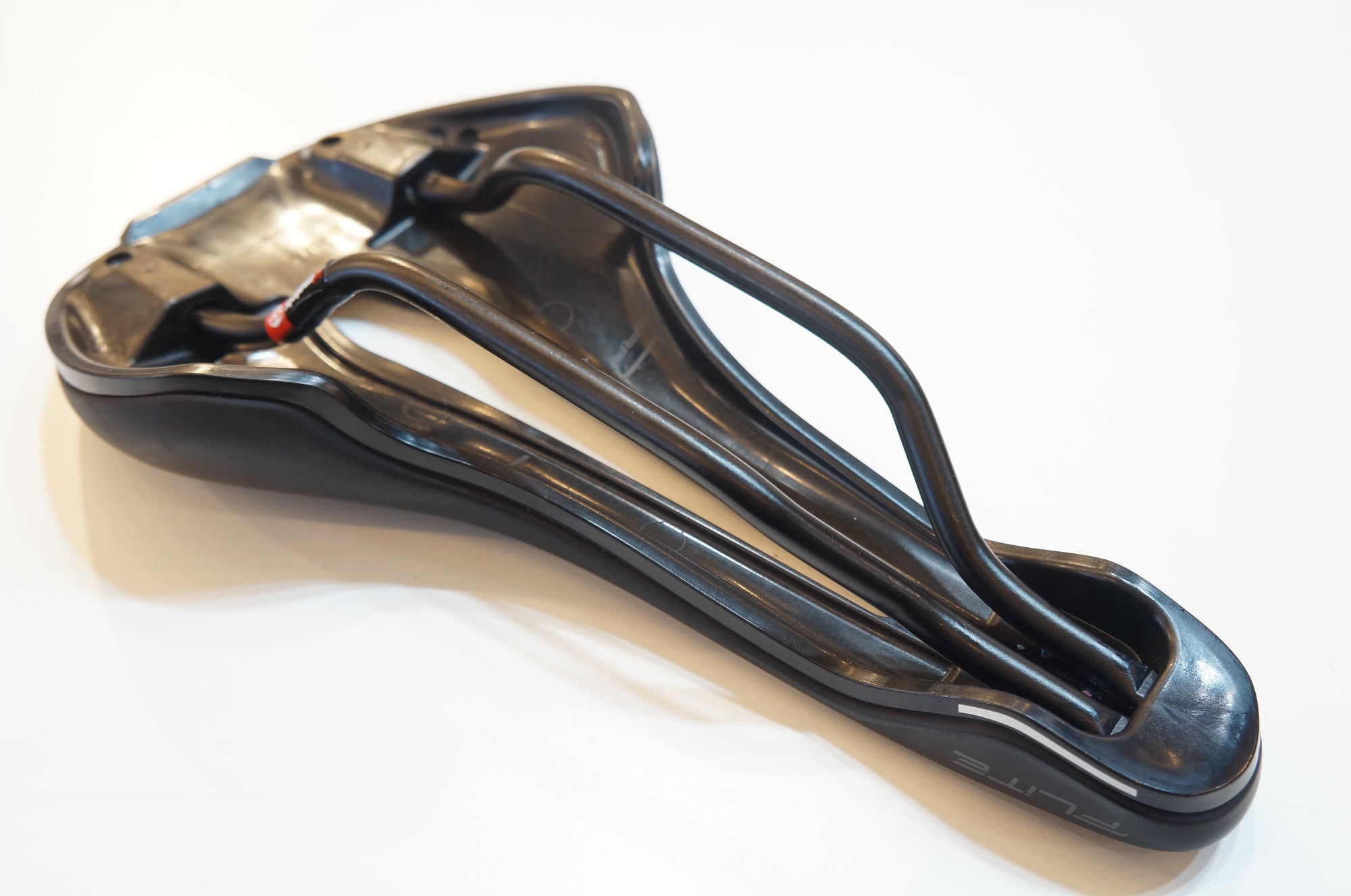 SELLE ITALIA 「セライタリア」 FLITE BOOST サドル / バイチャリ浦和