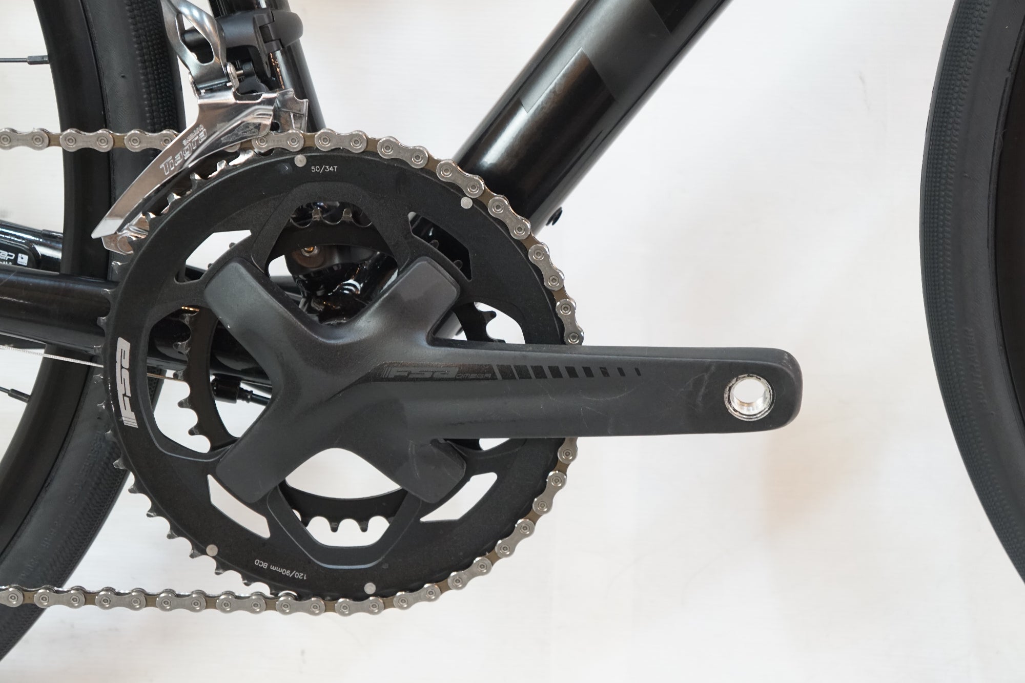 TREK 「トレック」 DOMANE AL4 DISC 2023年モデル ロードバイク / バイチャリ浦和ベース