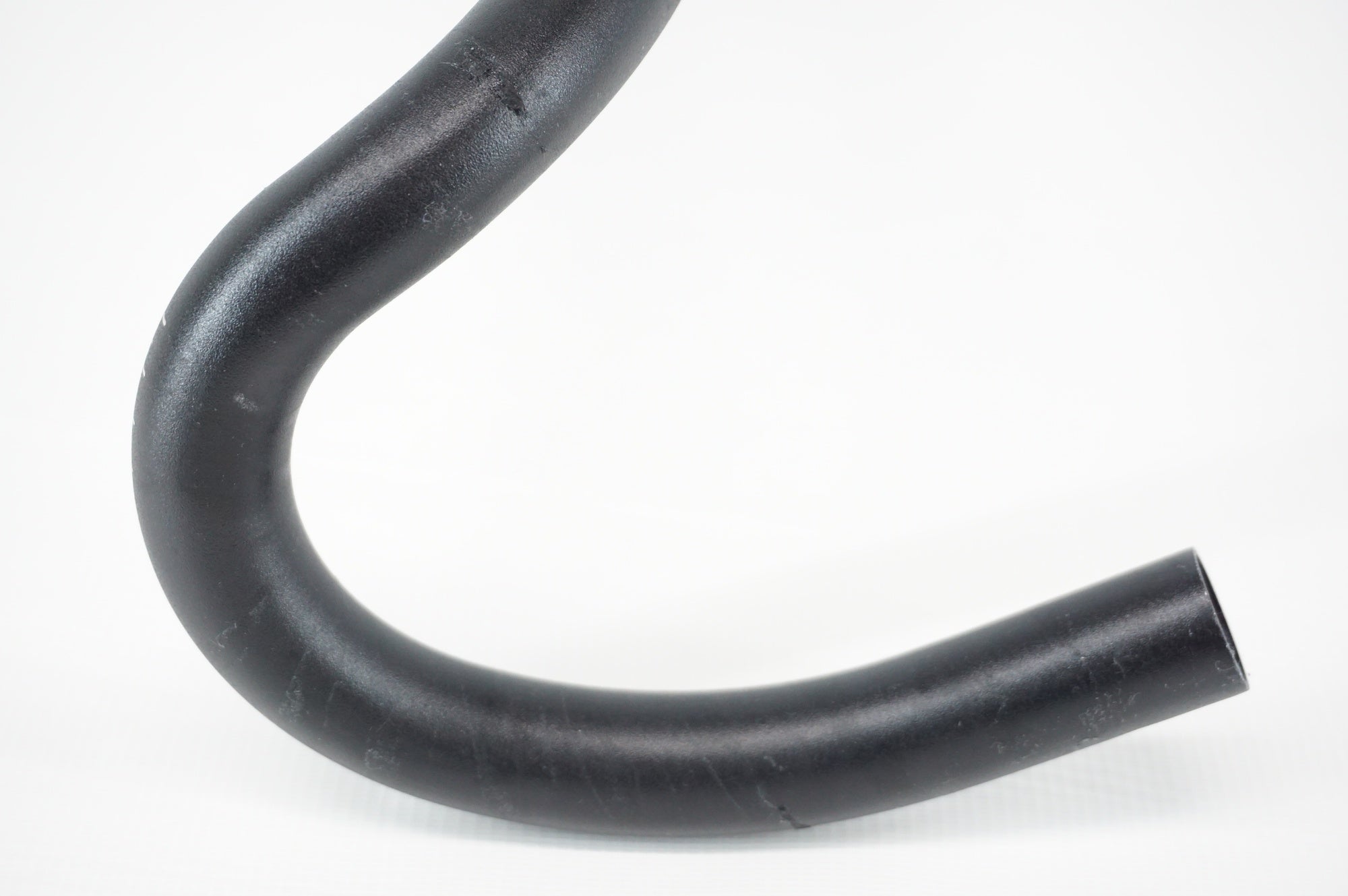 BONTRAGER 「ボントレガー」 RACE φ31.8 420mm ハンドル / 阪急塚口店