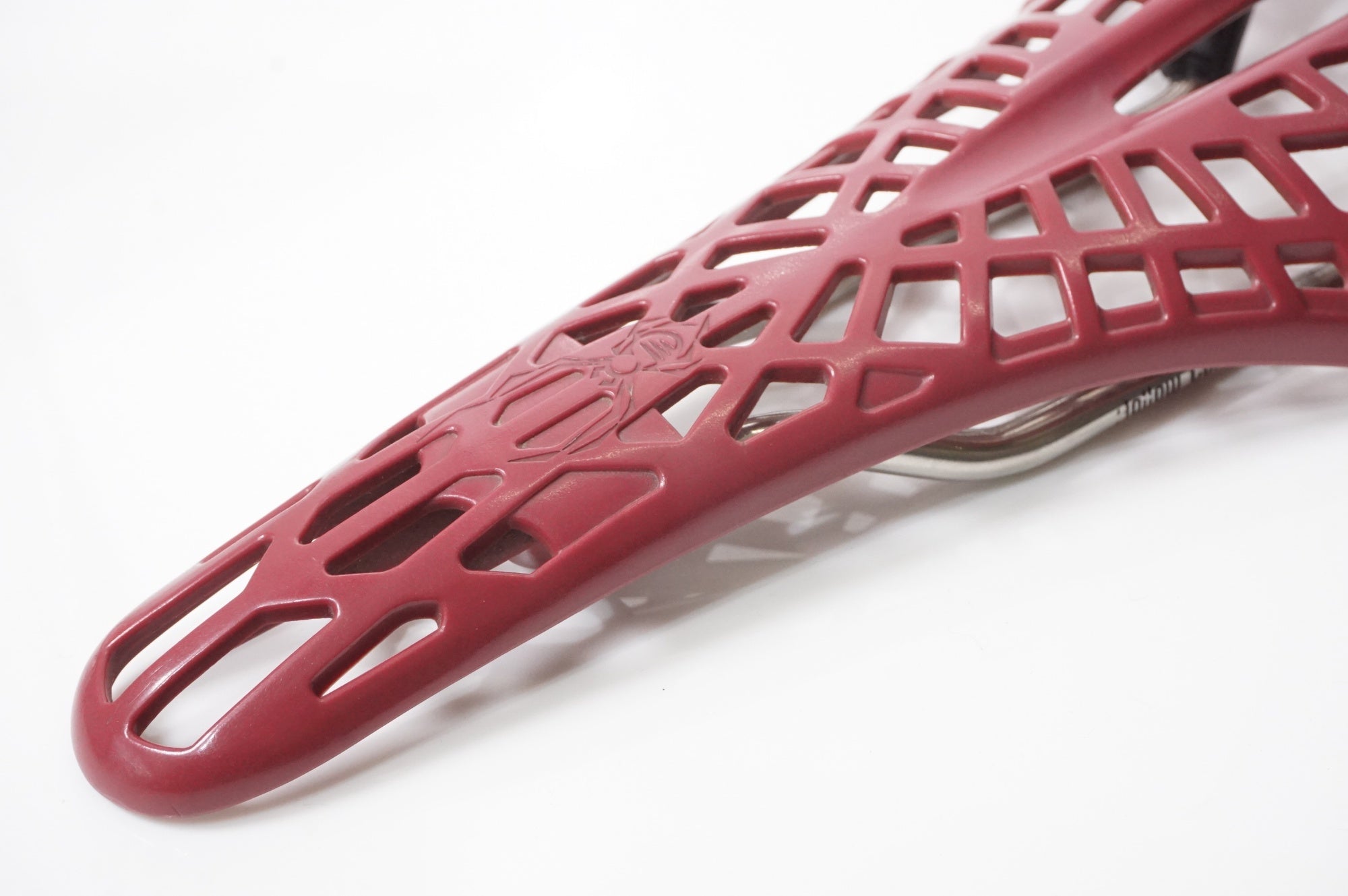 TIOGA 「タイオガ」 SPIDER TWINTAIL サドル / AKIBA店