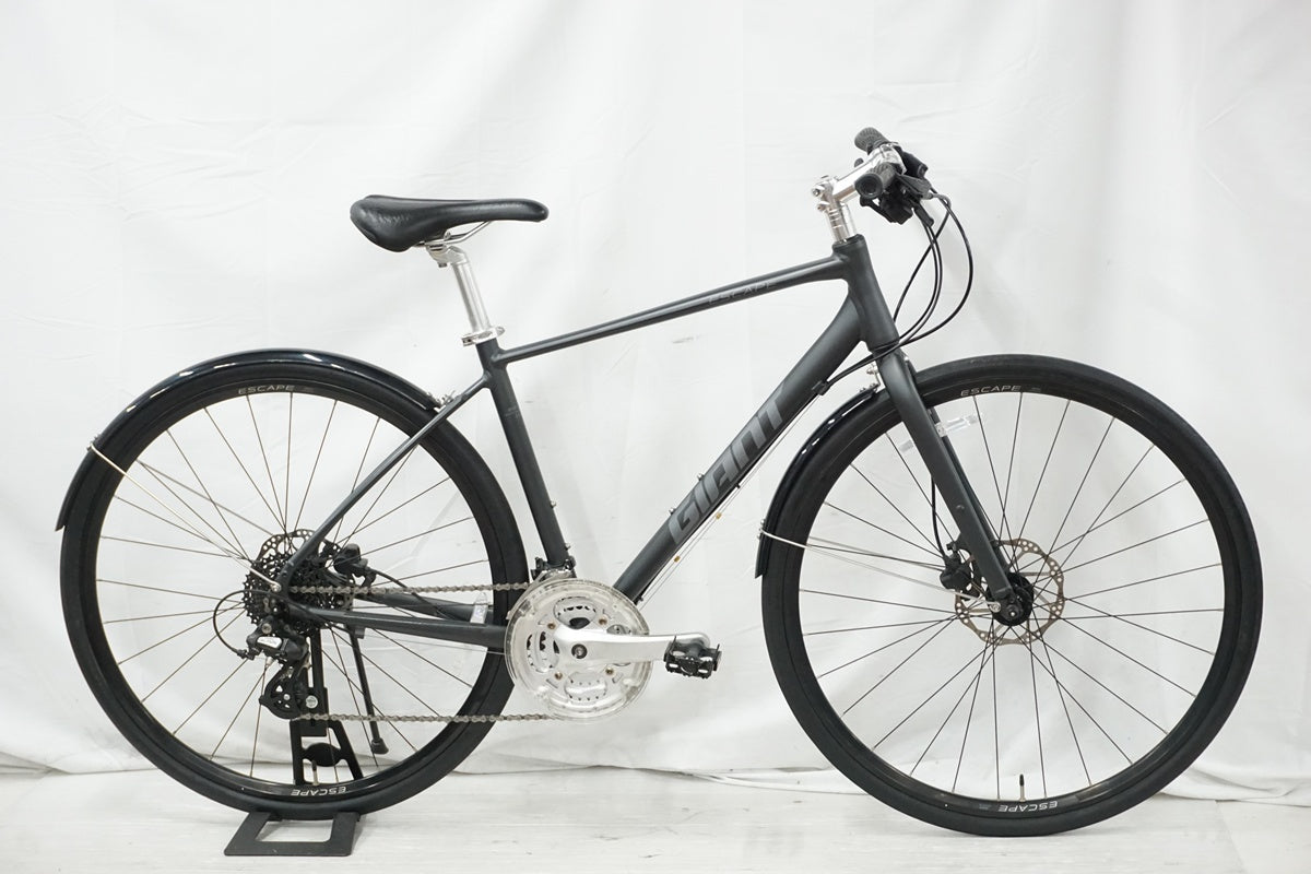 GIANT 「ジャイアント」  ESCAPE R3 DISC MS 2022年モデルクロスバイク/奈良店