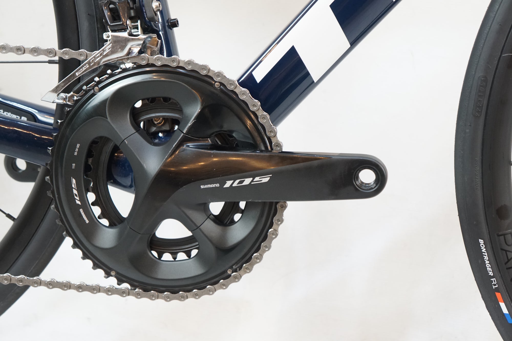 TREK 「トレック」 EMONDA SL5 DISC 2021年モデル ロードバイク / バイチャリ浦和ベース