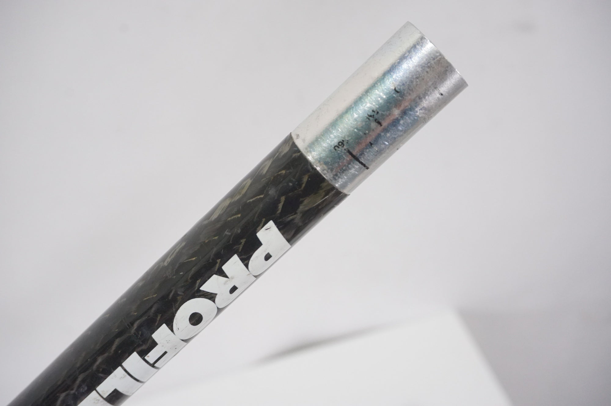 PROFILE 「プロファイル」 FIBER RS ライザーバーφ25.4 640mm/ AKIBA店