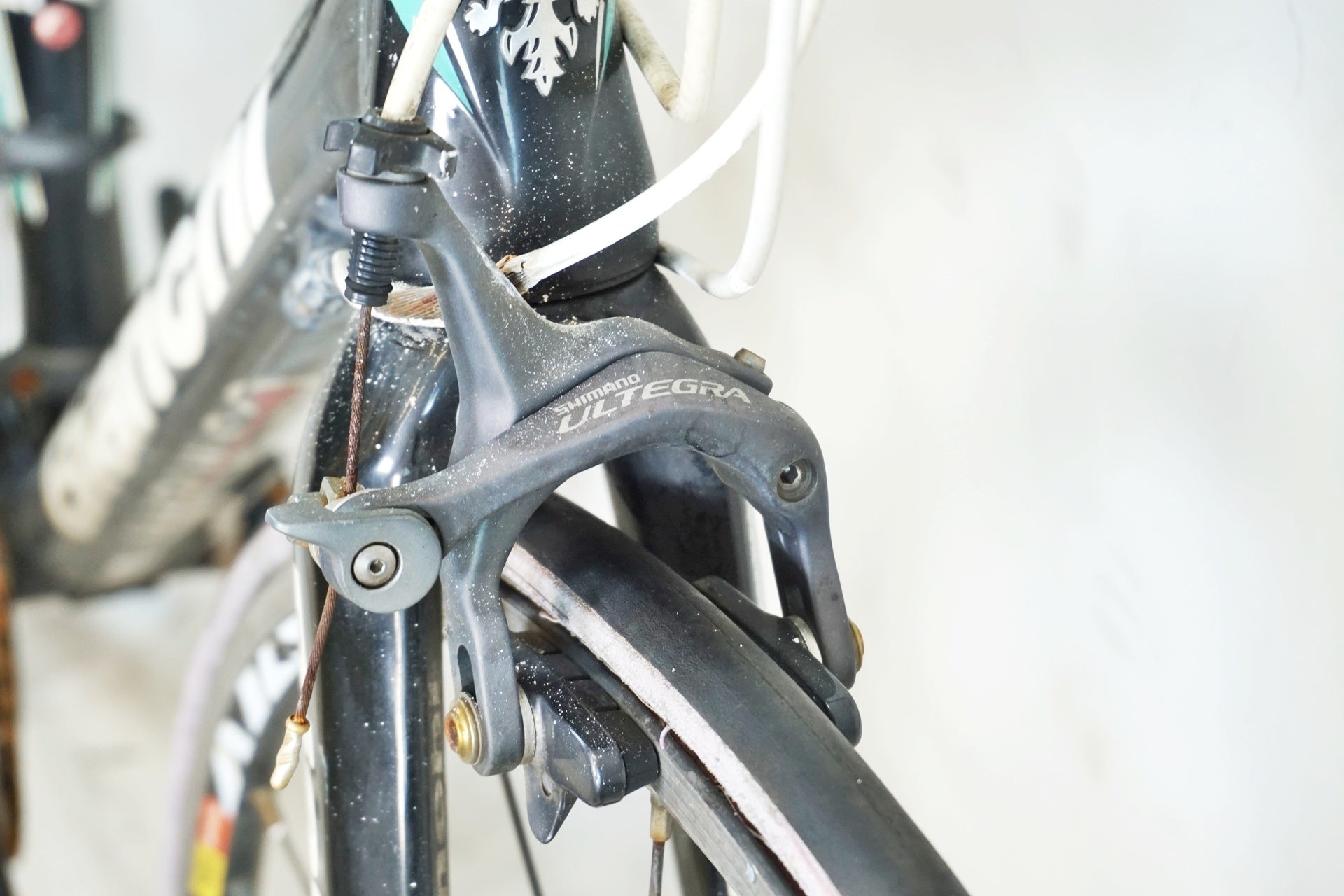 （ジャンク品）Bianchiロードバイク ジャンク BIANCHI 「ビアンキ」 IMPULSO 2015年モデル ロードバイク