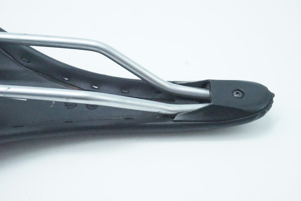 GIANT「ジャイアント」 サドル/ 京都西院店