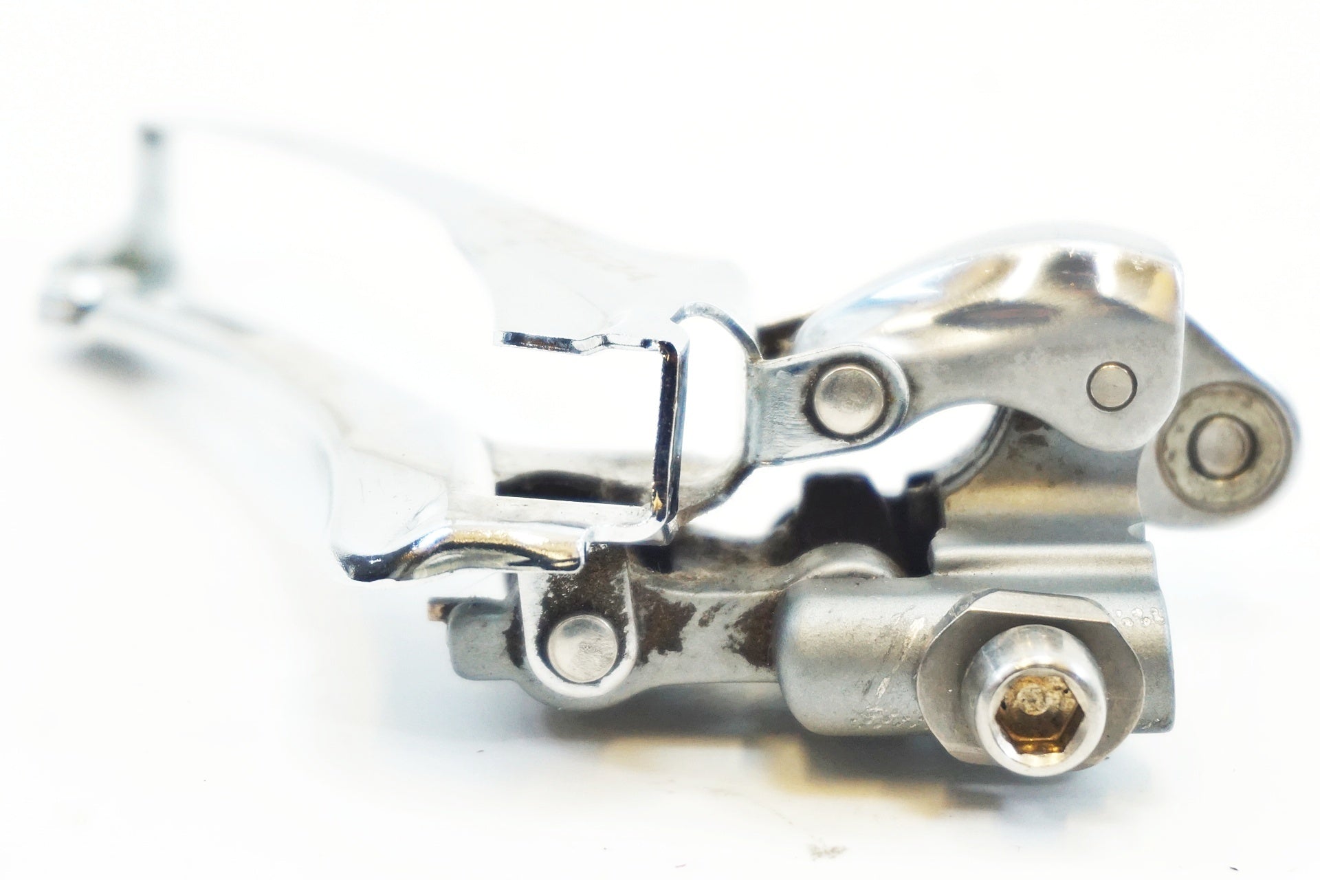 SHIMANO 「シマノ」 ULTEGRA FD-6700 フロントディレイラー / 有明