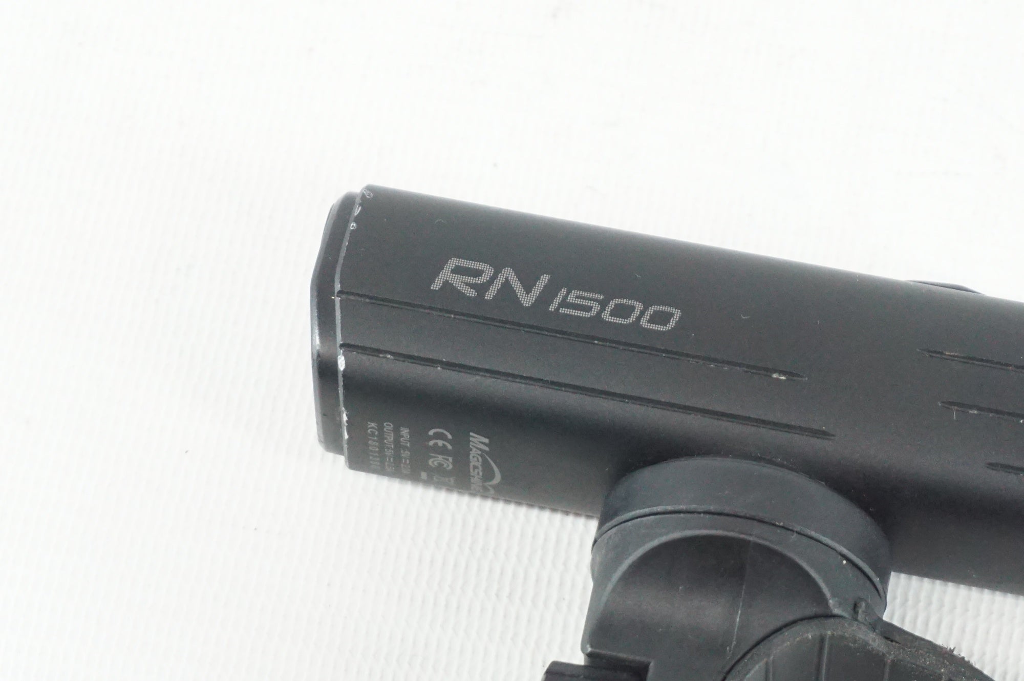 OLIGHT 「オーライト」 RN 1500 フロントライト / 阪急塚口店