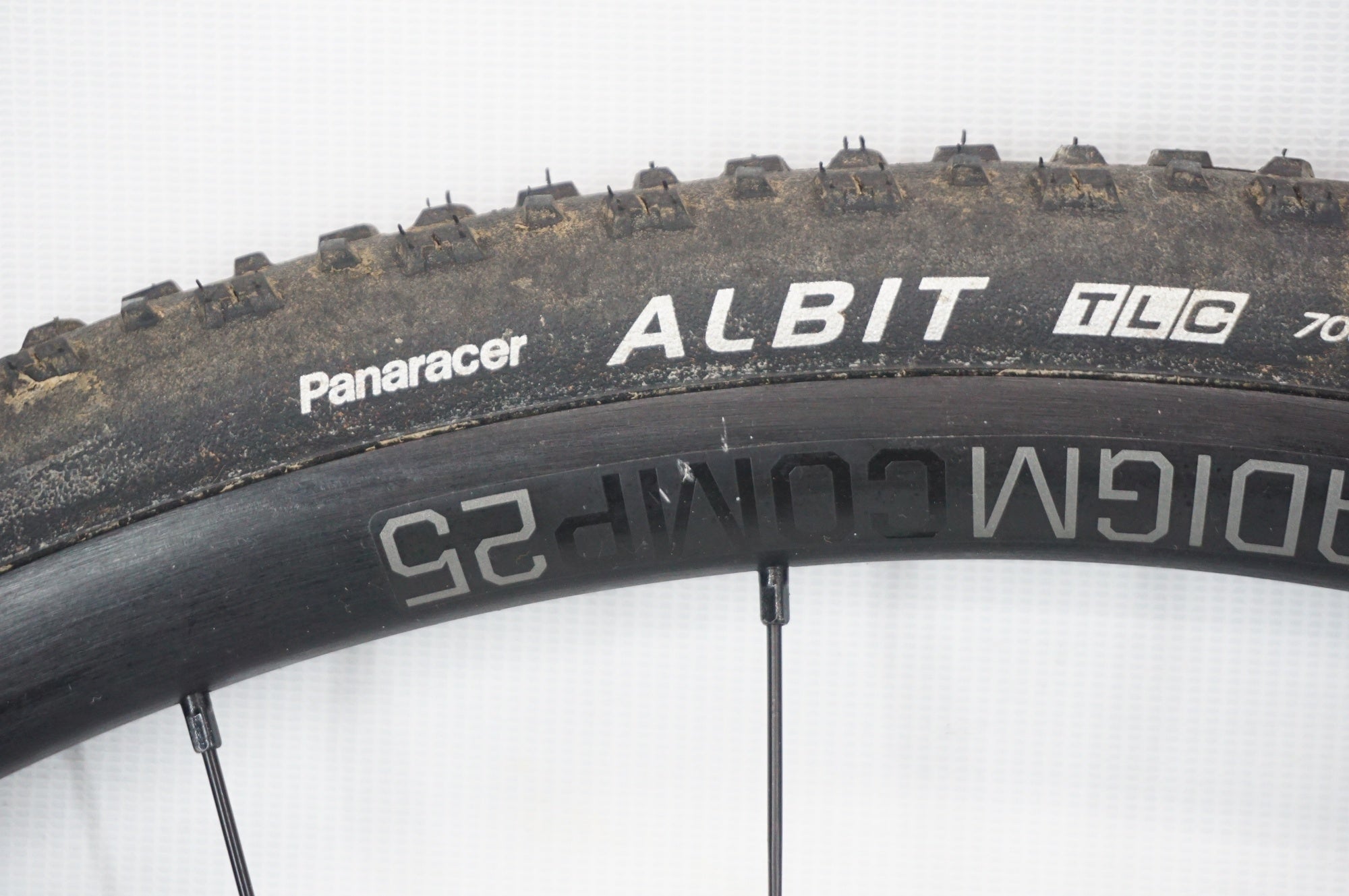 BONTRAGER 「ボントレガー」 PARADIGM COMP 25 シマノ11速 ホイールセット / 阪急塚口店