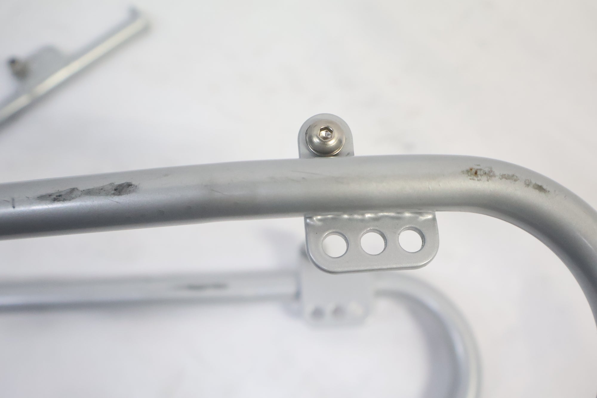 未使用新品 TUBUS 自転車用荷台　フロントキャリア TUBUS 「チューブス」 フロントキャリア / 高知店 ｜ バイチャリ