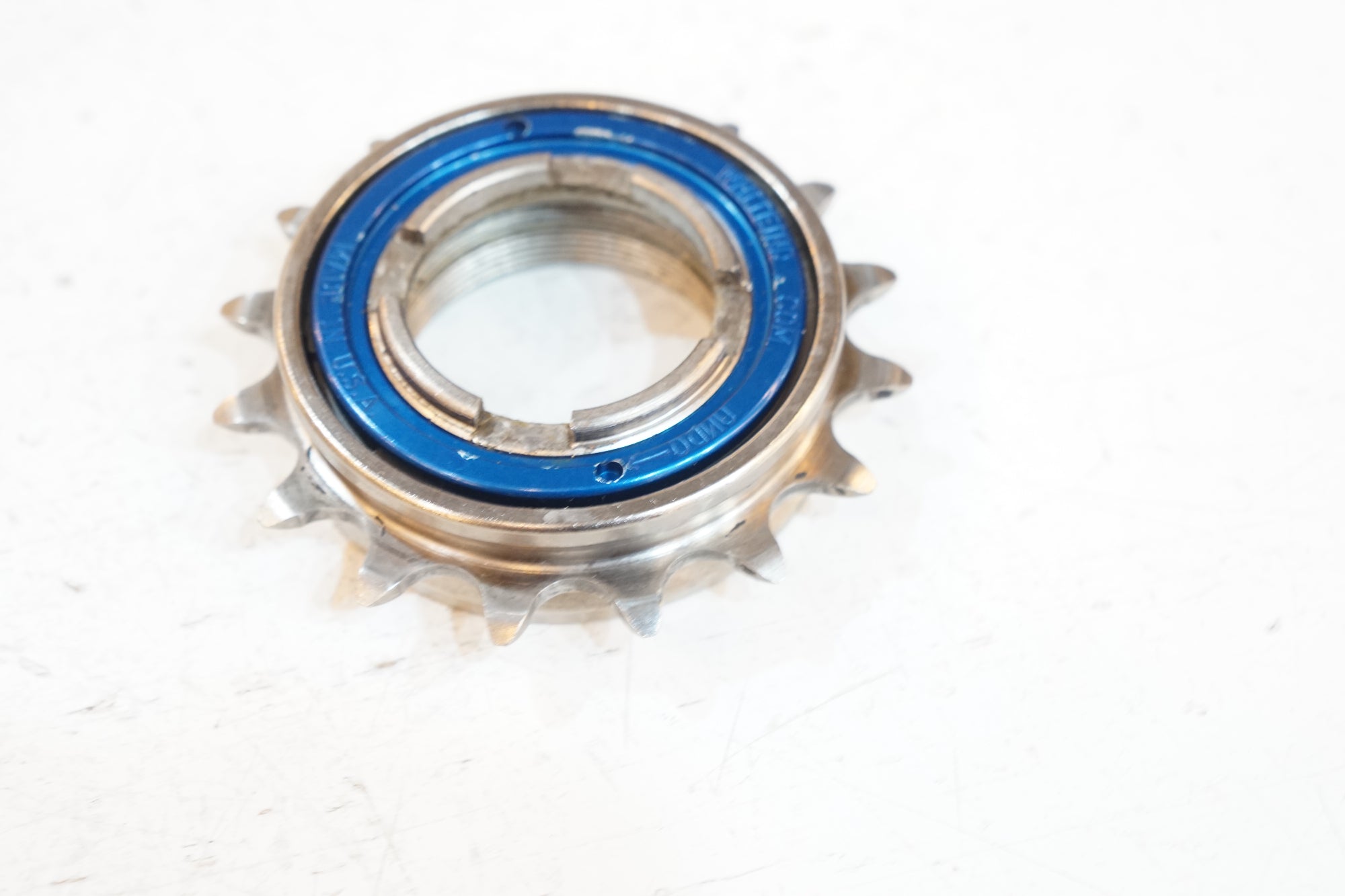 WHITE INDUSTRIES 「ホワイト インダストリーズ」 ENO SINGLE FREEWHEEL 16T  コグ / バイチャリ浦和ベース