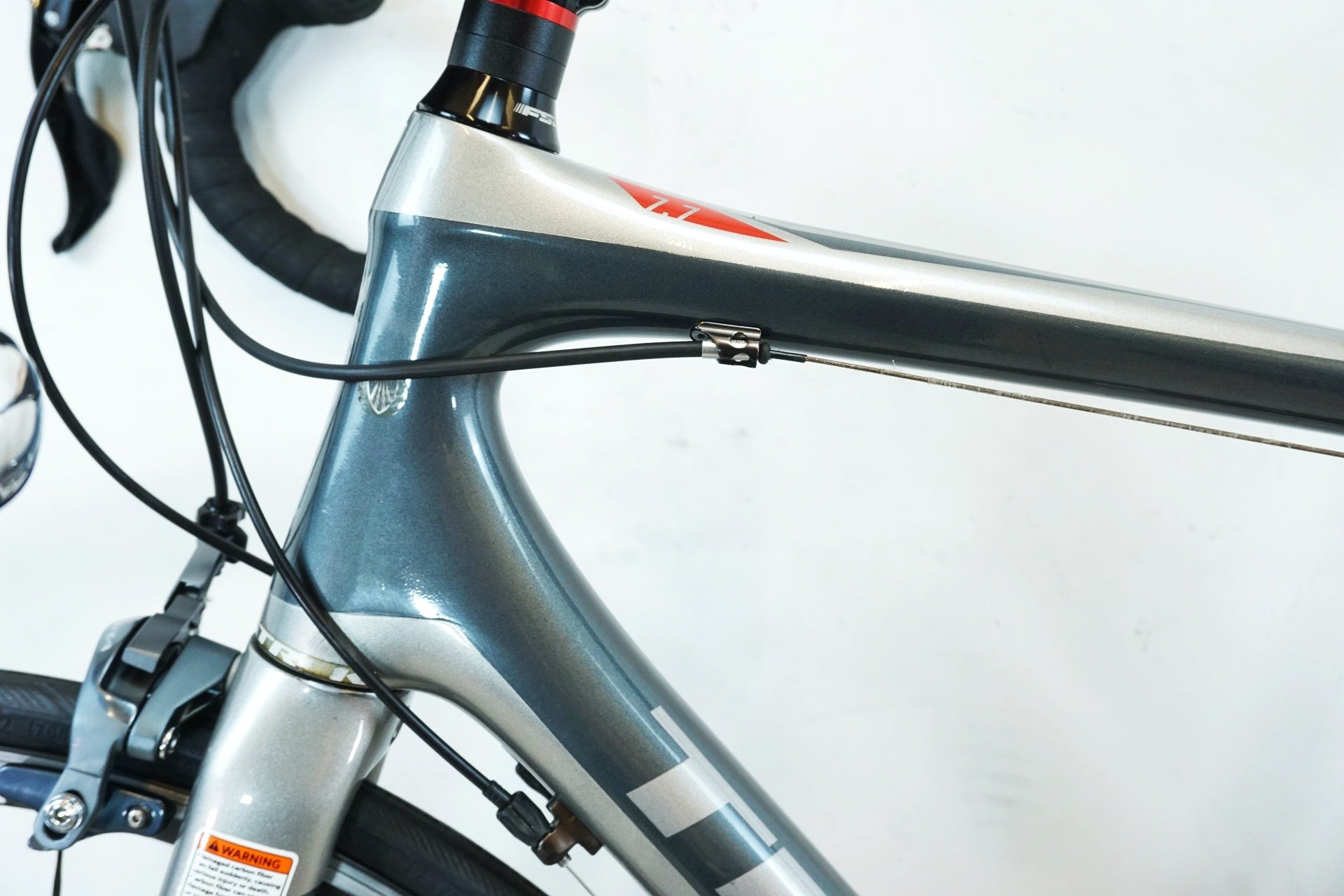 TREK 「トレック」 7.7FX 2013年モデル カスタム クロスバイク / 有明ガーデン店