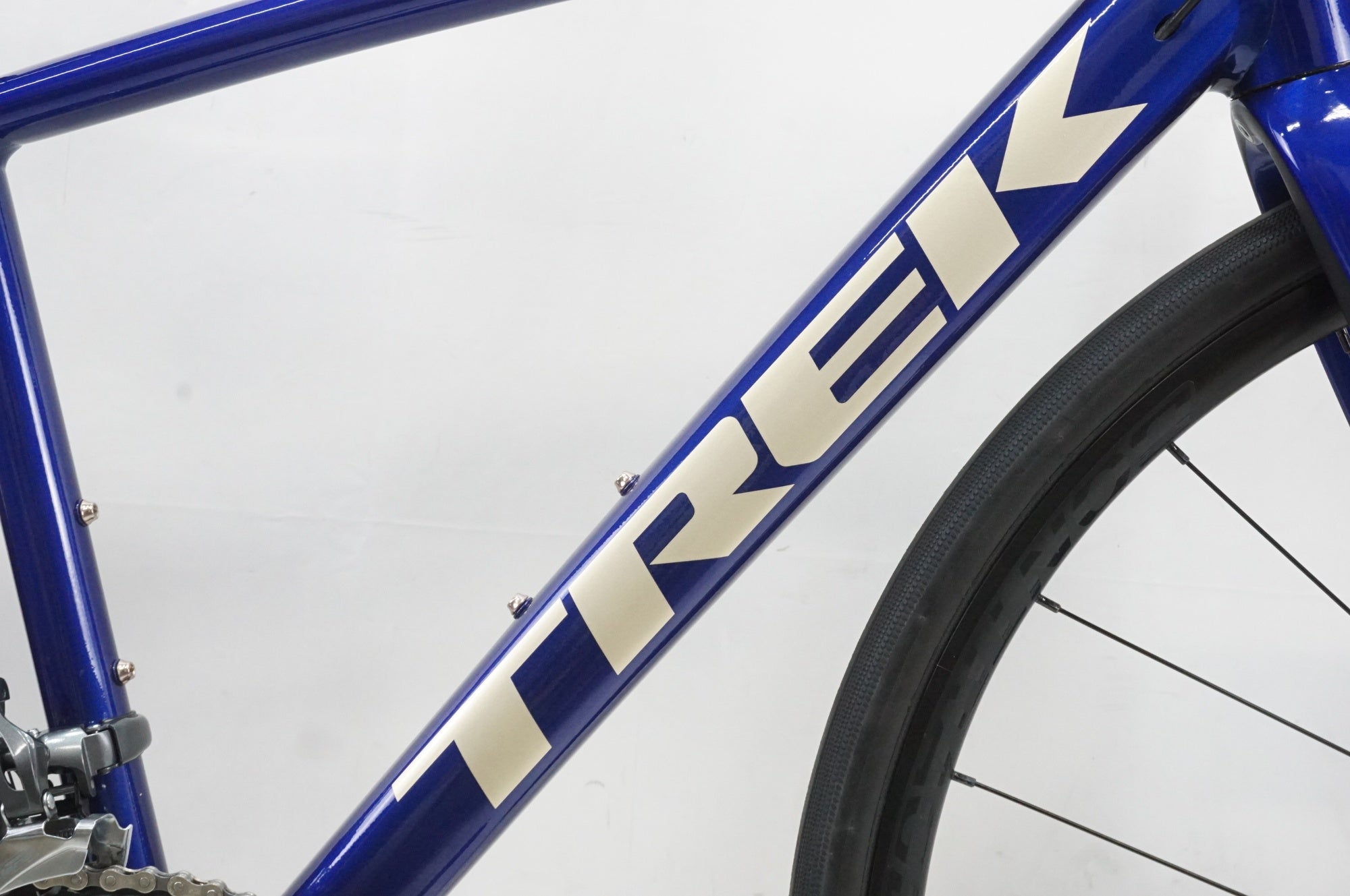 TREK 「トレック」 DOMANE AL2 DISC 2023年モデル ロードバイク / 大宮