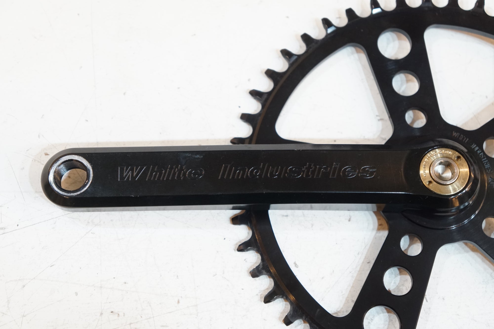 WHITE INDUSTRIES 「ホワイト インダストリーズ」 46T 165mm クランク