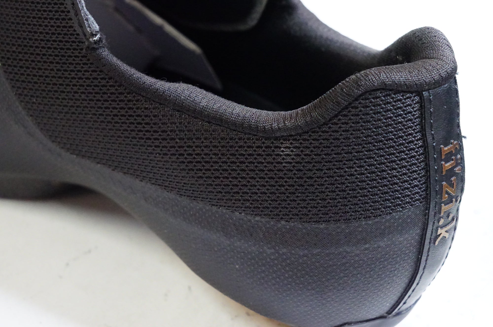 FIZIK 「フィジーク」 TEMPO OVERCURVE R4 IRIDESCENT 260mm シューズ / 熊谷本店