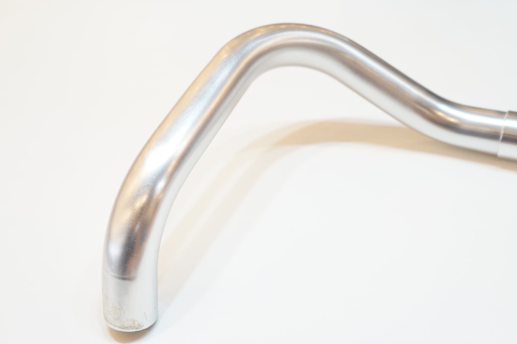 NITTO 「ニットー」 RB021 φ26.0 380mm ブルホーン ハンドル / バイチャリ浦和ベース