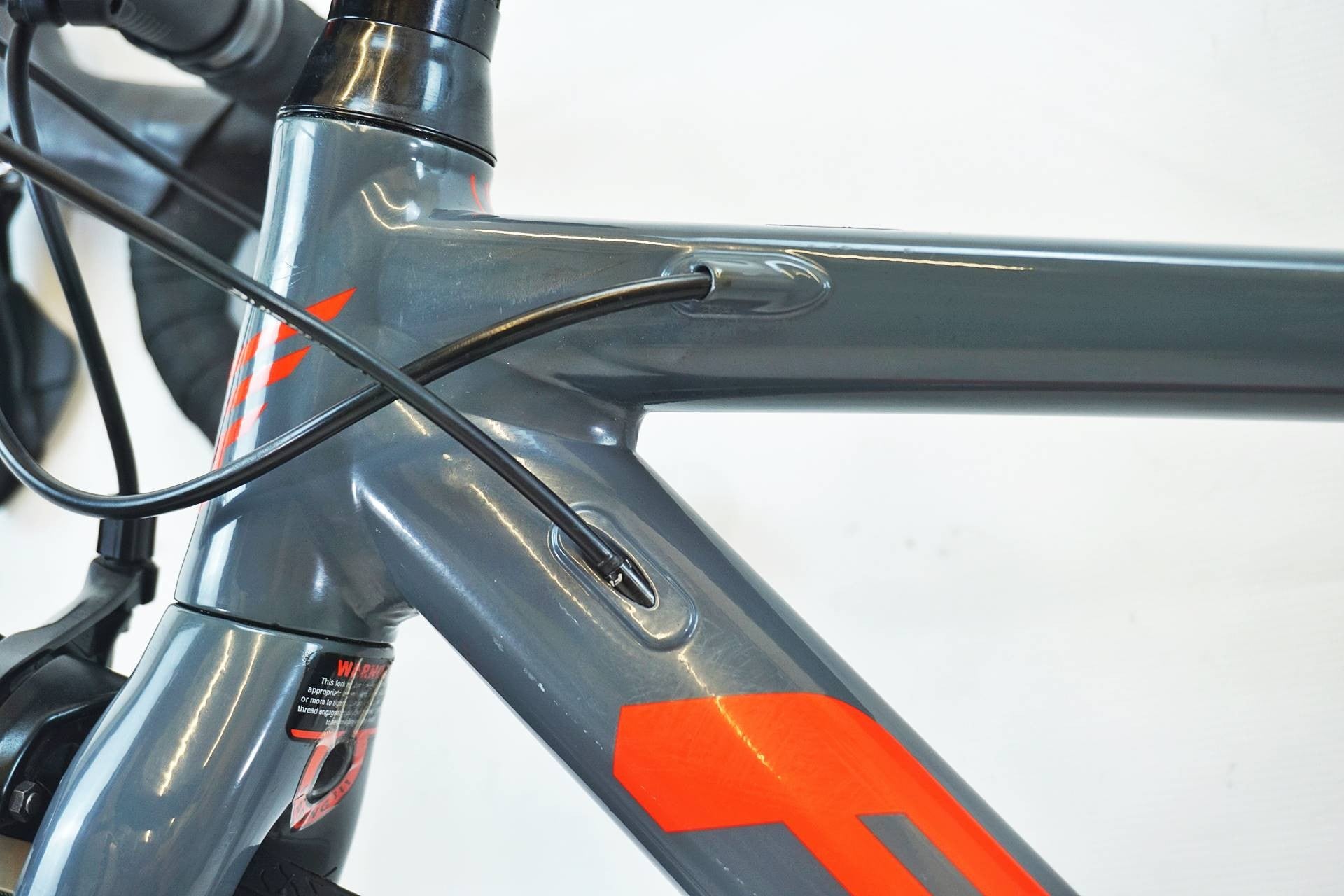 FELT 「フェルト」 FR30 2019年モデル ロードバイク / 有明ガーデン店