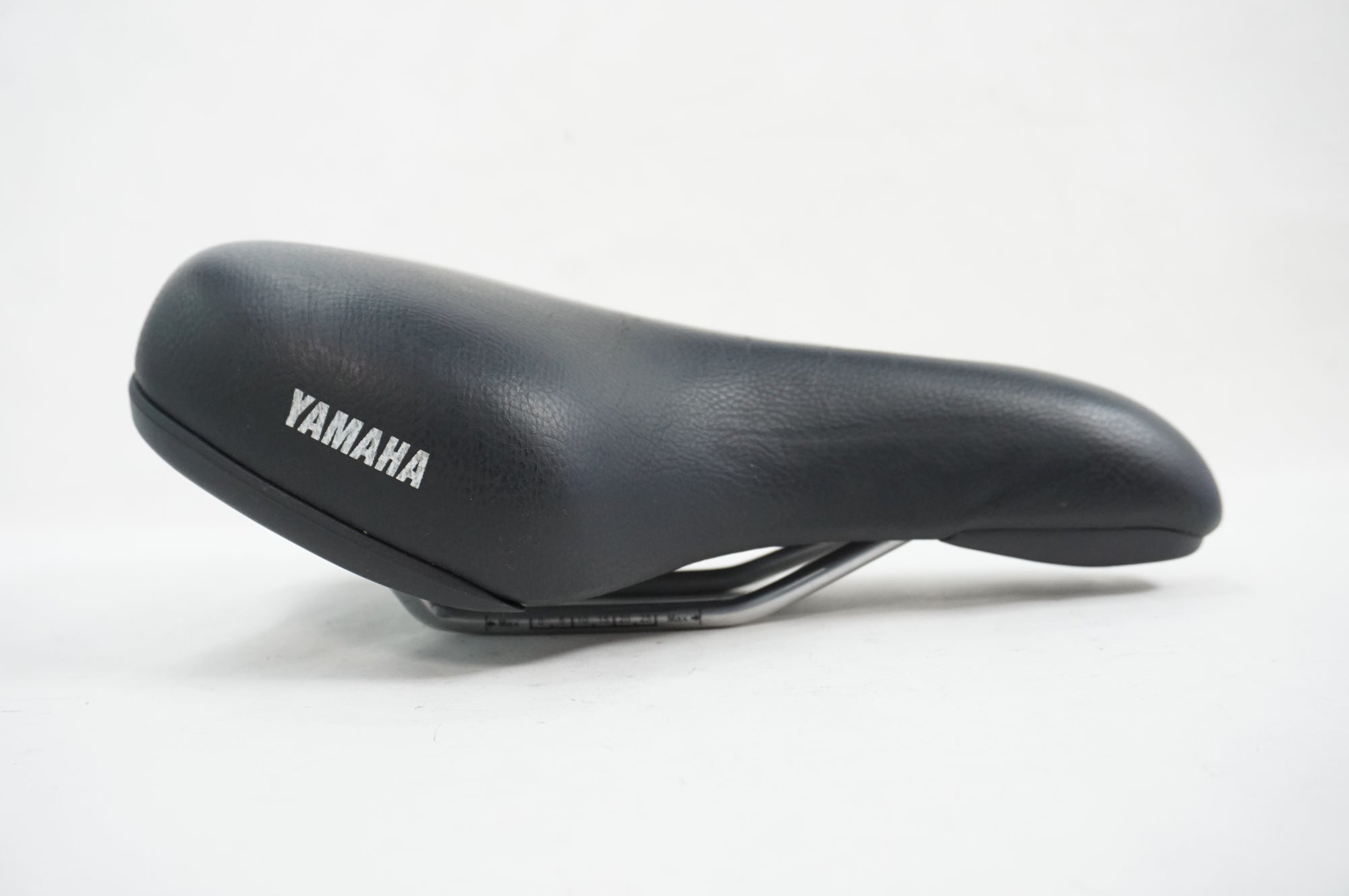 VELO 「ベロ」 YAMAHA サドル / 川越店