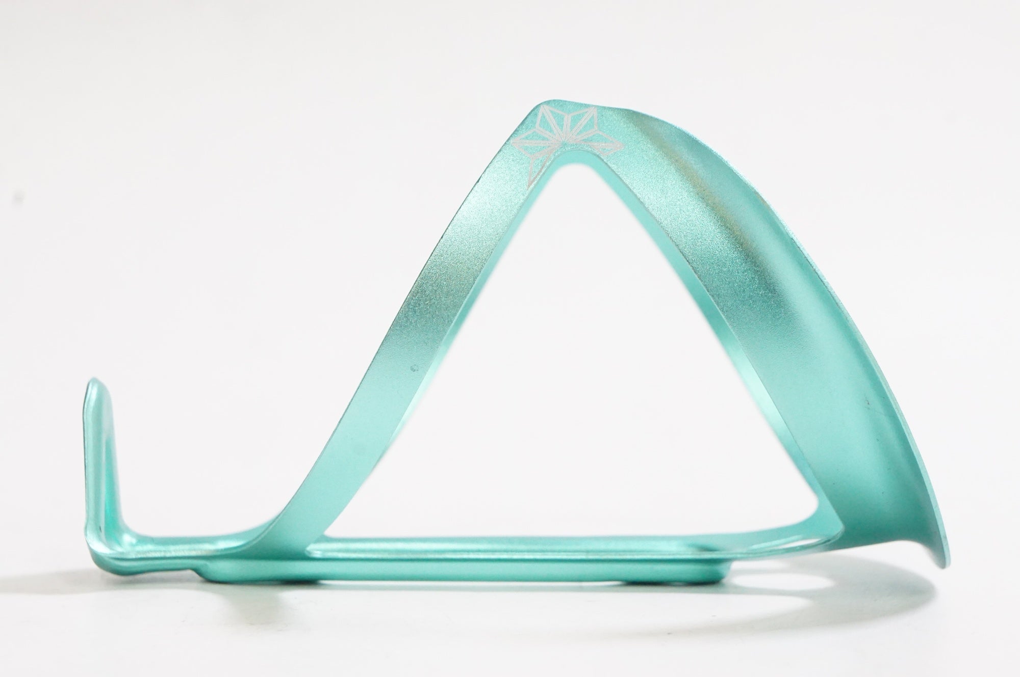 SUPACAZ 「スパカズ」 FLY CAGE ANO ボトルケージ / 熊谷本店