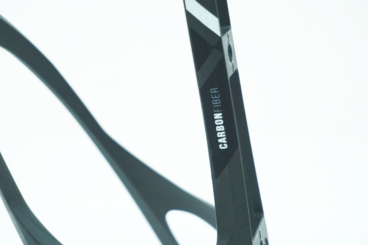 ADEPT 「アデプト」 CARBON FIBER ボトルケージ / 大阪美原北インター店