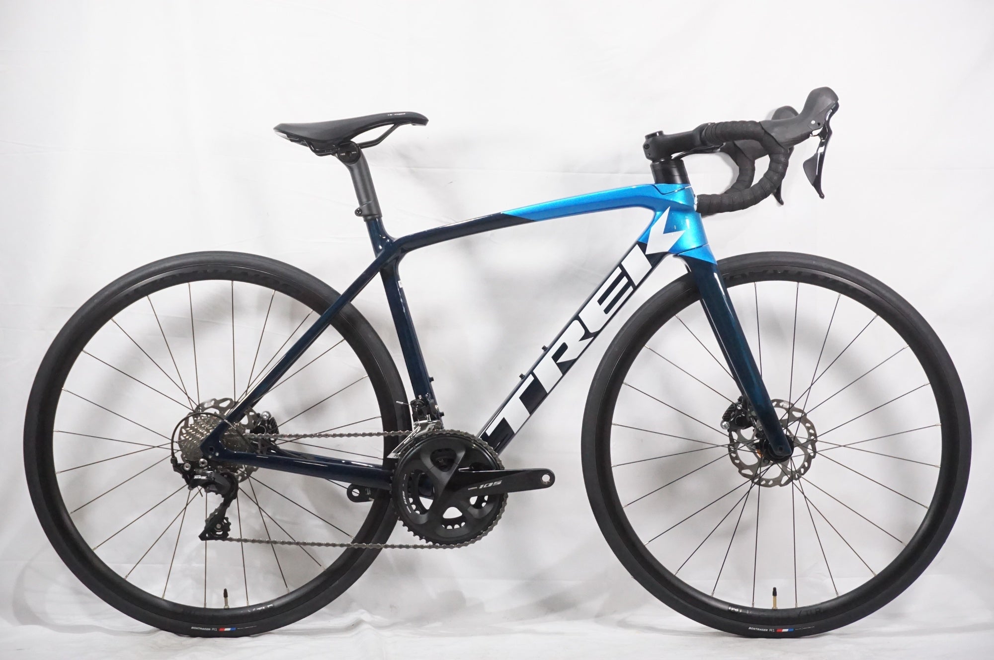TREK 「トレック」 EMONDA SL5 DISC 2021年モデル ロードバイク / AKIBA店