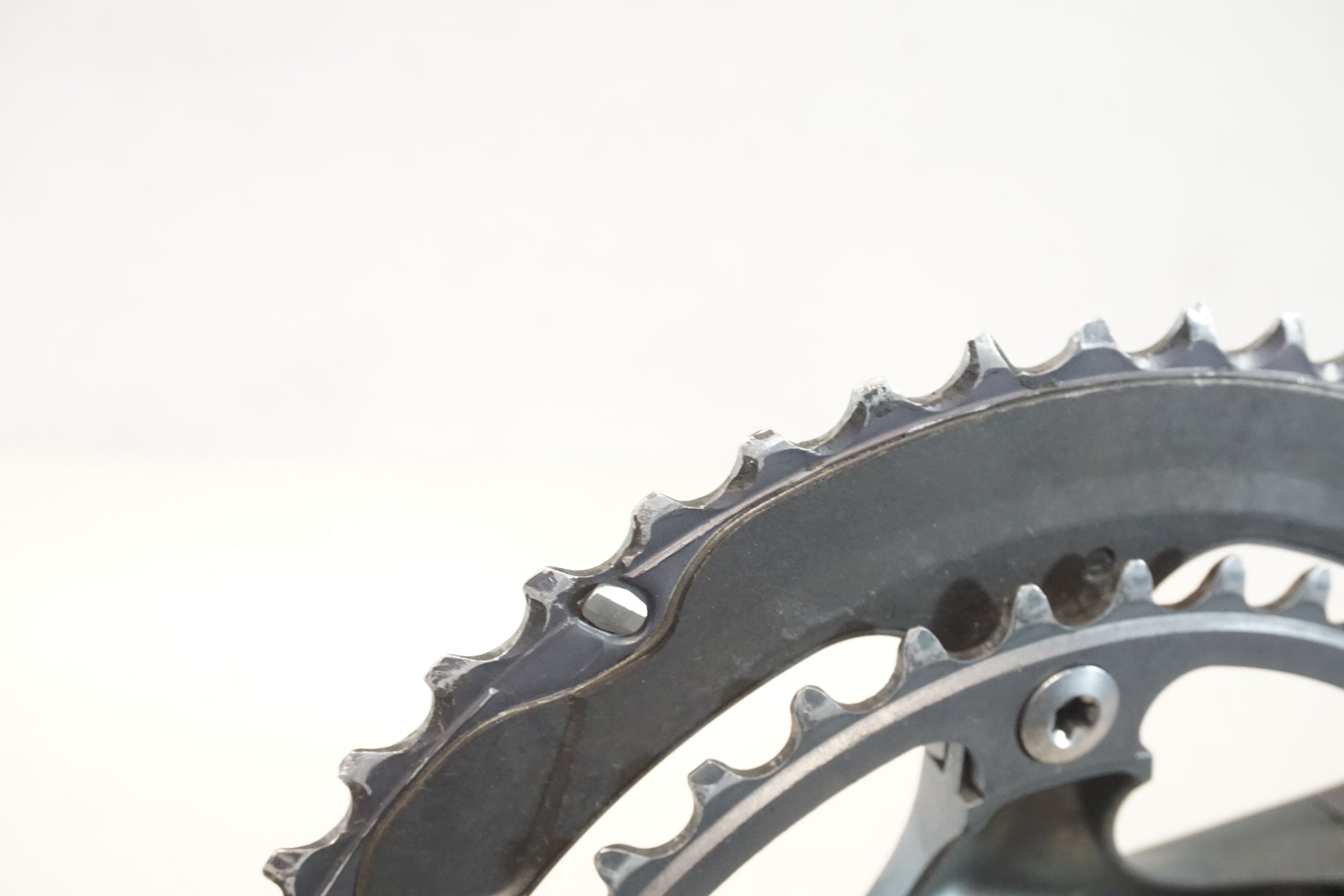シマノアルテグラFC-6700クランク172.5mm WolfTooth44T SHIMANO 「シマノ」 ULTEGRA FC-6700 52-39T 172.5mm クランクセット