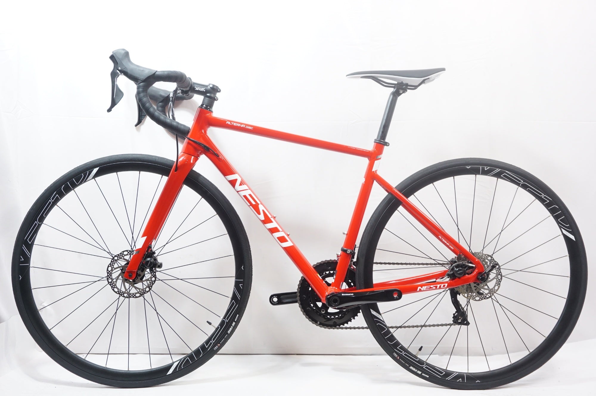 NESTO 「ネスト」 ALTERNA DISC 2025年モデル ロードバイク / 世田谷店