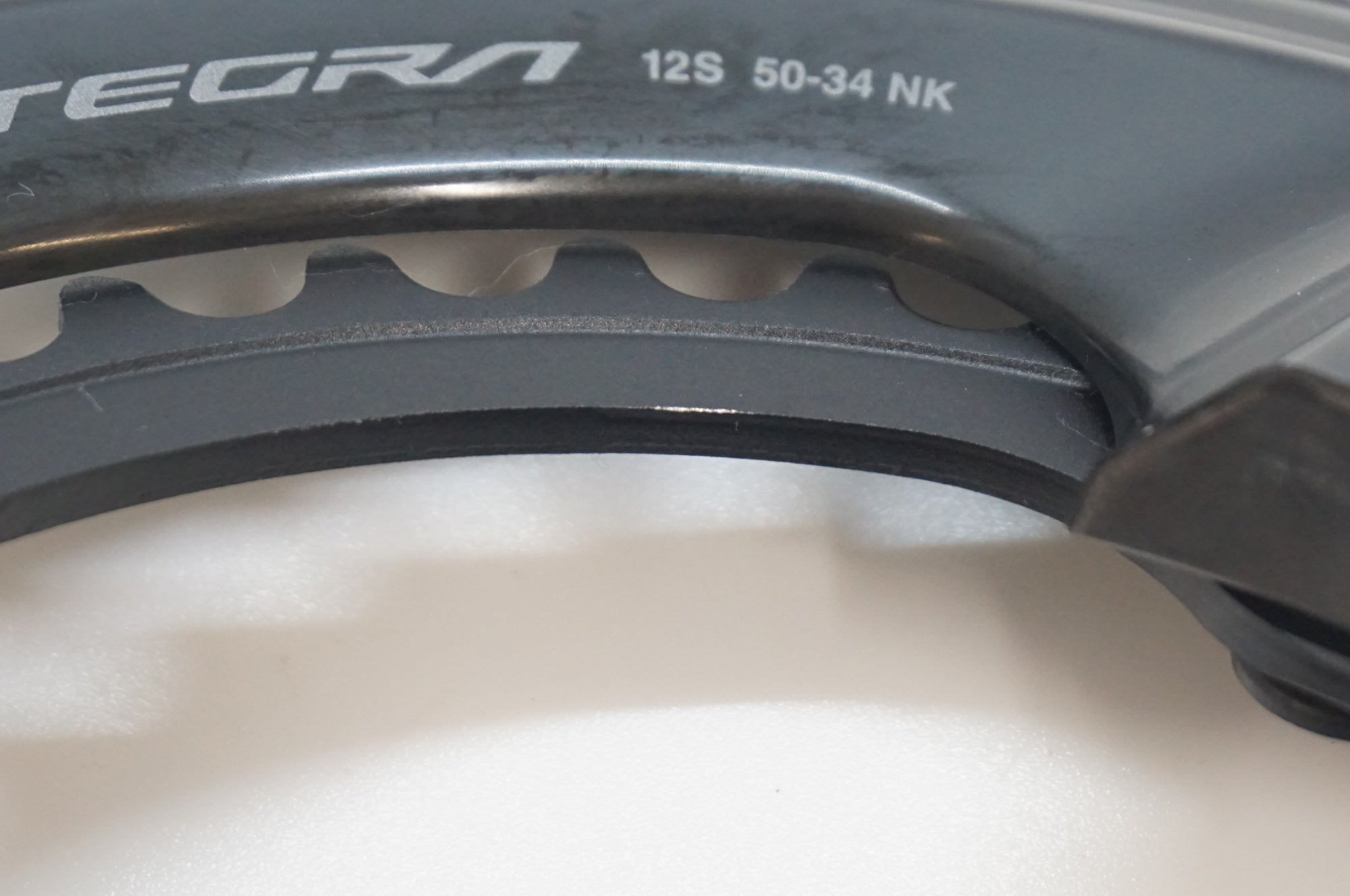 SHIMANO 「シマノ」 ULTEGRA FC-R8100 50-34T チェーンリングセット / 福岡店