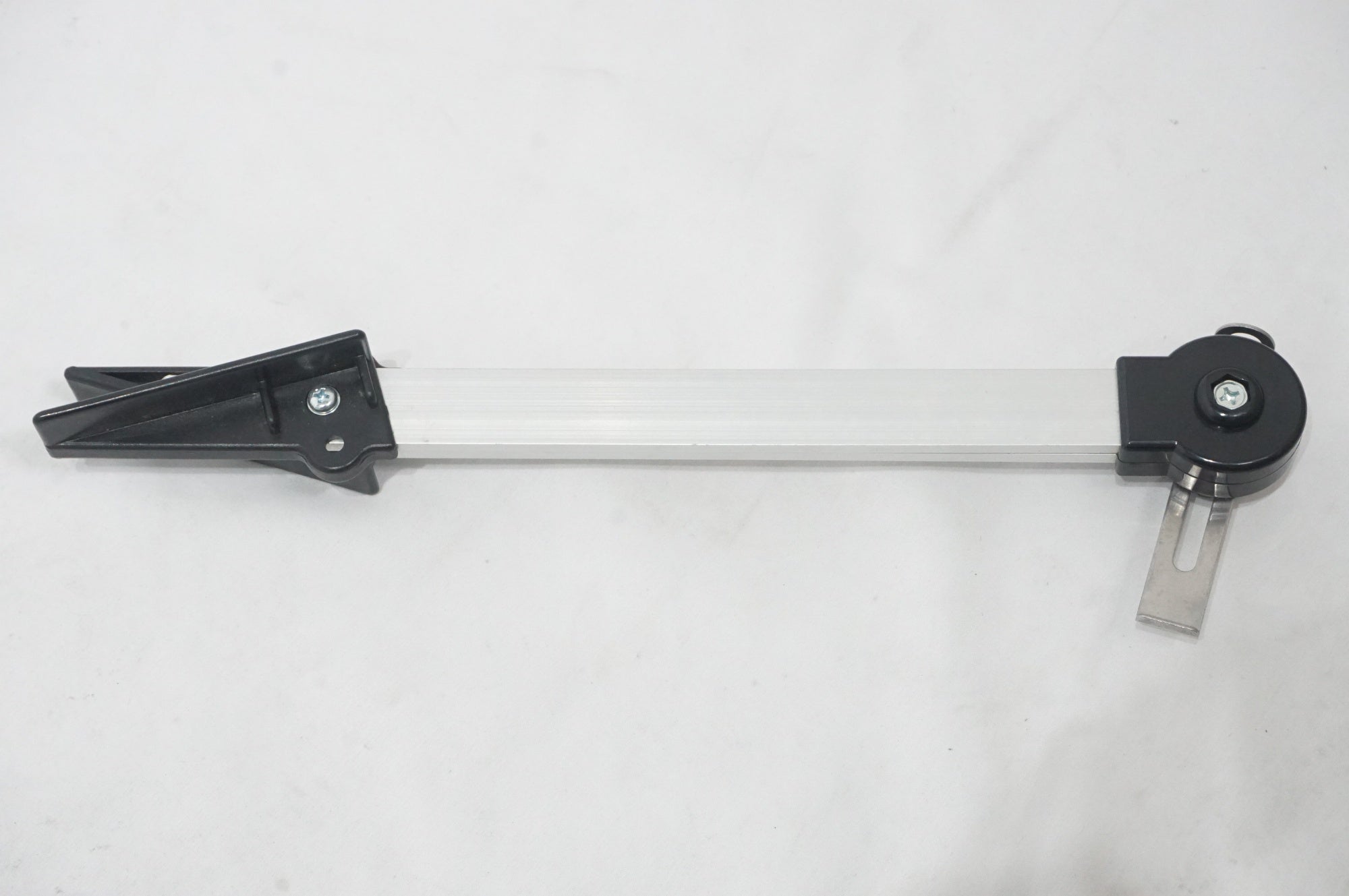 MINOURA 「ミノウラ」 FT-1 振れ取り台 センターゲージセット / AKIBA店