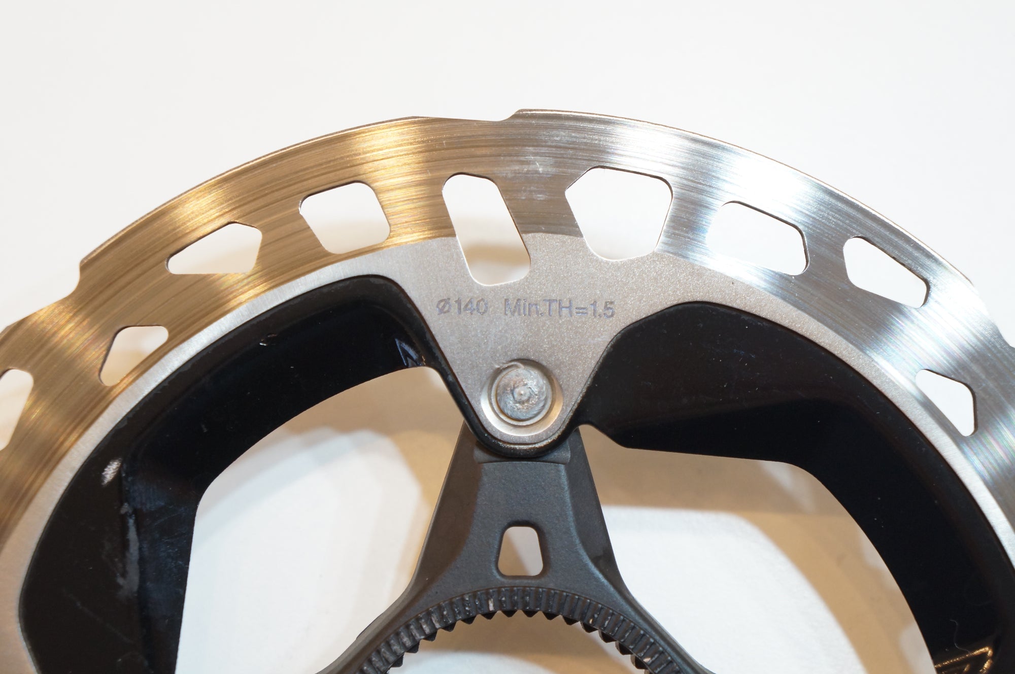 SHIMANO 「シマノ」 RT-MT900-SS φ140 センターロック ディスクローター / バイチャリ浦和ベース