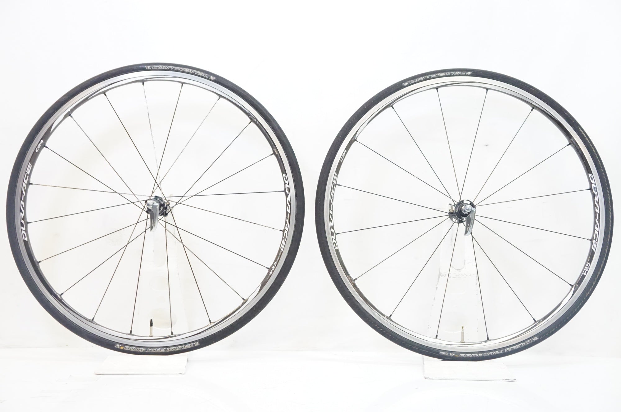 SHIMANO DURA-ACE C24 wh-9000 タイヤとクイック付き SHIMANO 「シマノ」 DURA-ACE WH-9000-C24-CL ホイールセット / 熊谷