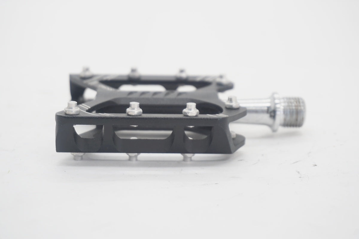 BOZOOKA「バズーカ」 フラットペダル/ 京都八幡店