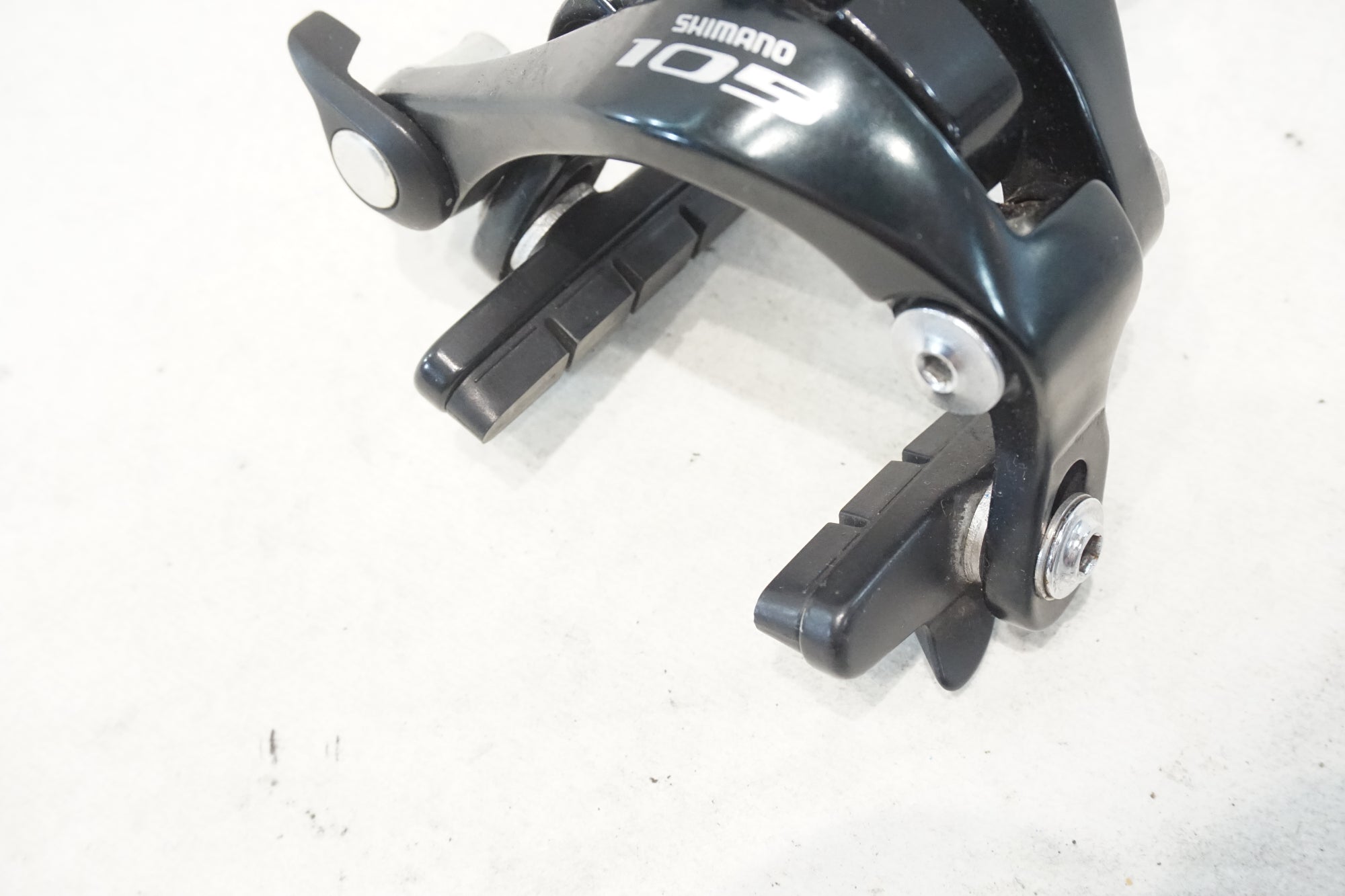 SHIMANO 105 BR-5800 キャリパーブレーキ前後セット ブラック SHIMANO 「シマノ」 105 BR-5800 キャリパーブレーキセット
