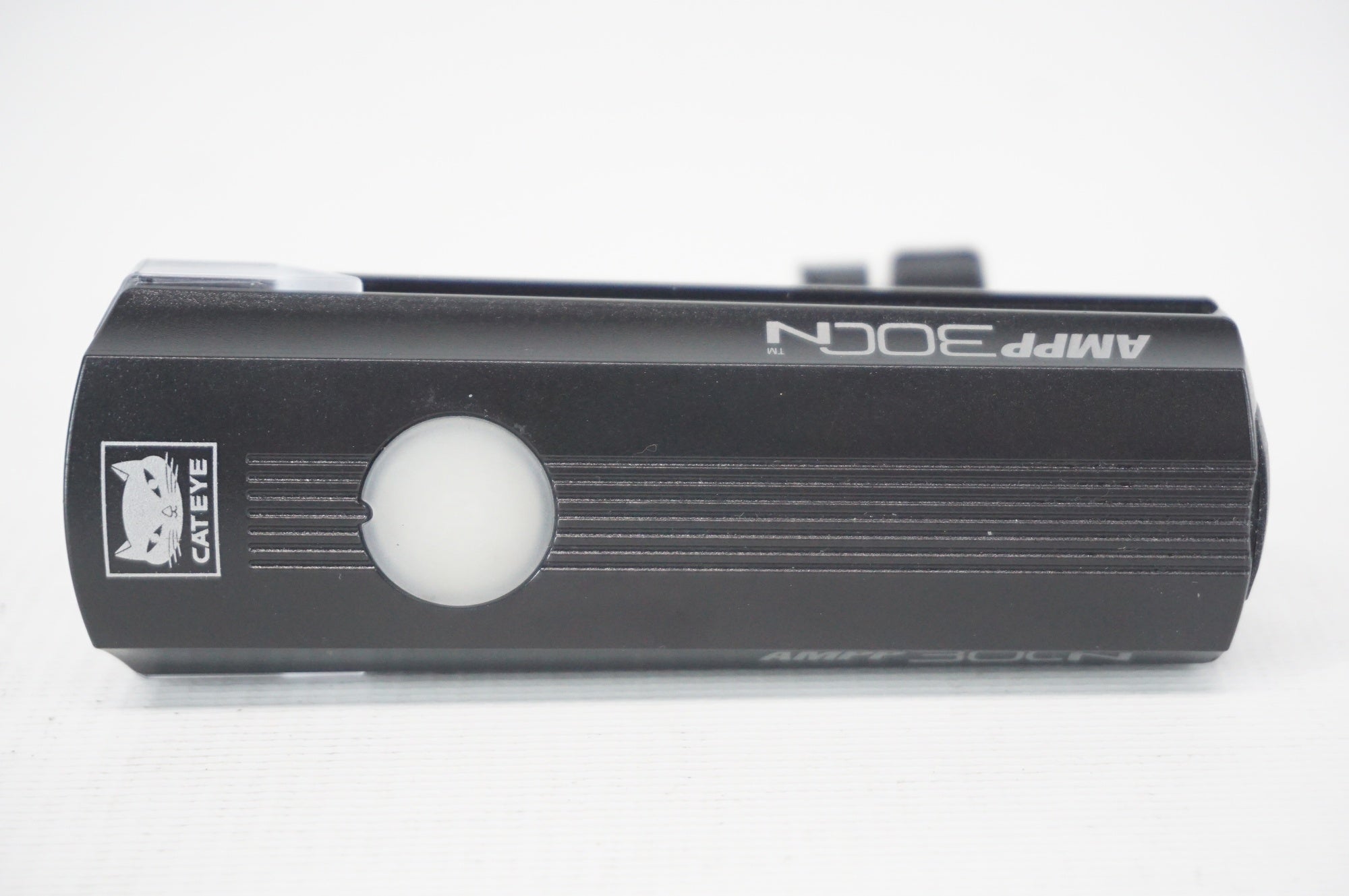 CATEYE 「キャットアイ」 AMPP300N フロントライト / 阪急塚口店