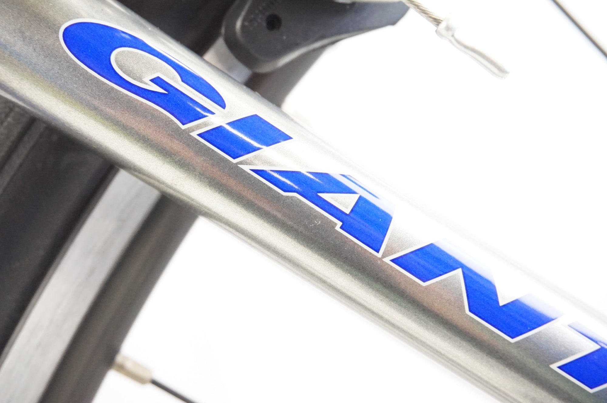 【中古】GIANT FCR 1 アルミフレーム 420mm 2006年 超レア 中古】GIANT FCR 1 アルミフレーム 420mm 2006年 超レア - メルカリ