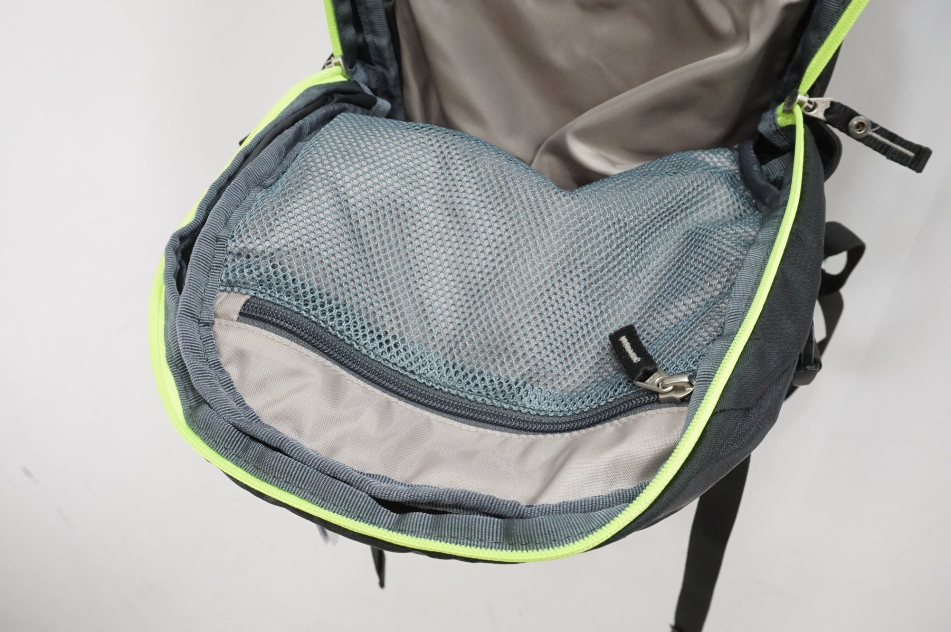 DEUTER 「ドイター」 COMPACT EXP 12 バッグ / 大宮店