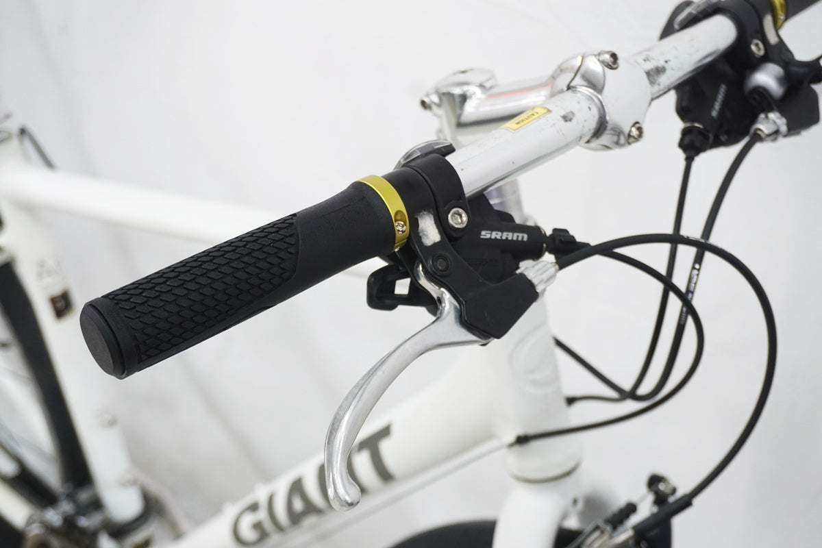 GIANT 「ジャイアント」 ESCAPE AIR 2012年モデル クロスバイク/ 大阪