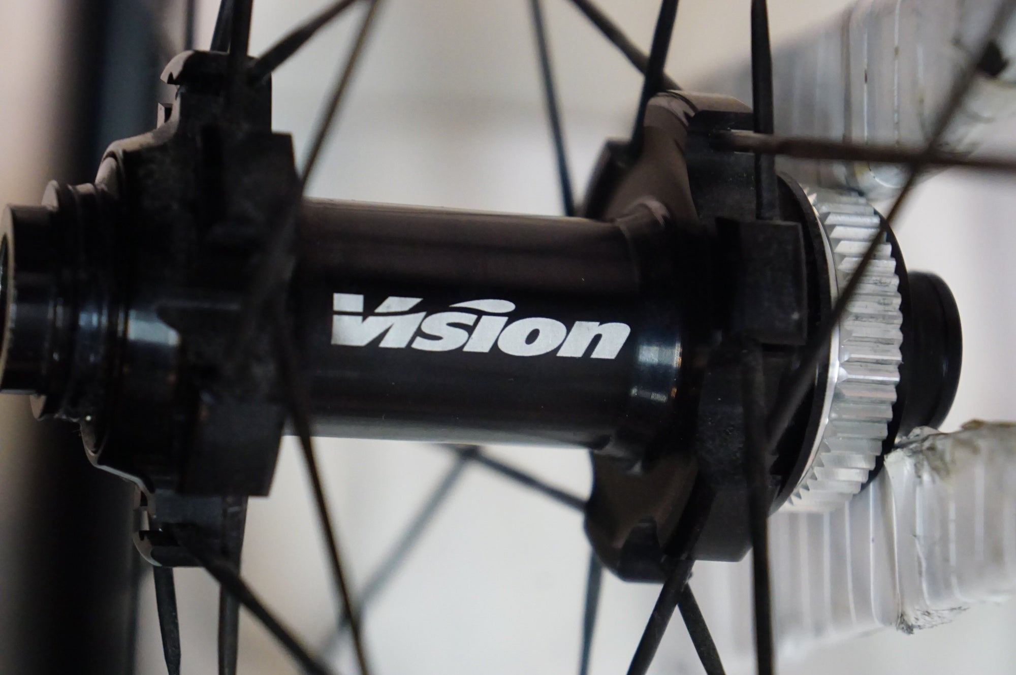 VELOMANN 「ベロマン」 CARBON V50R DISC シマノ11速 ホイールセット