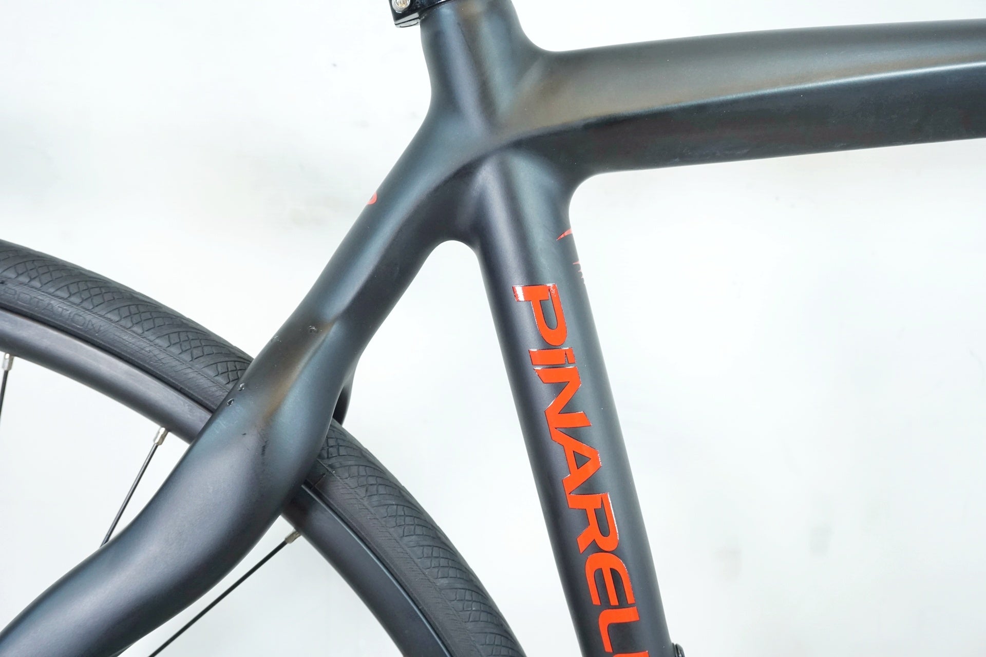 PINARELLO 「ピナレロ」 RAZHA DISK 2022年モデル ロードバイク