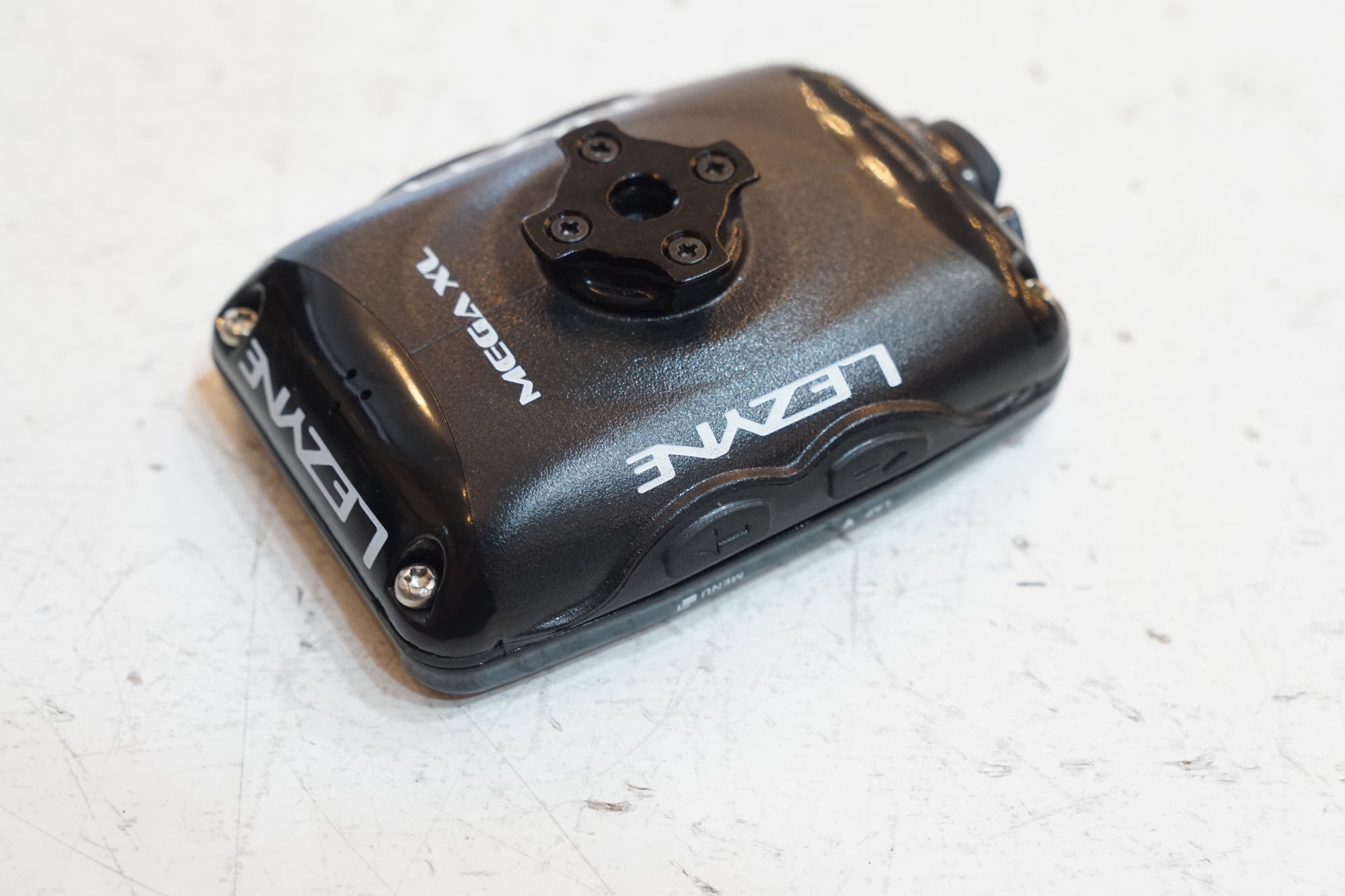 LEZYNE MEGA XL GPS サイクルコンピューター LEZYNE MEGA XL GPS BIKE COMPUTER