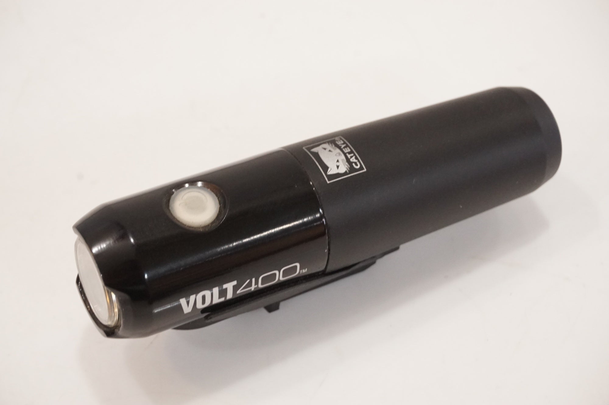 【中古美品】CATEYE VOLT400 自転車用フロントライト 2個セット CATEYE 「キャットアイ」 VOLT400 フロントライト/ AKIBA店