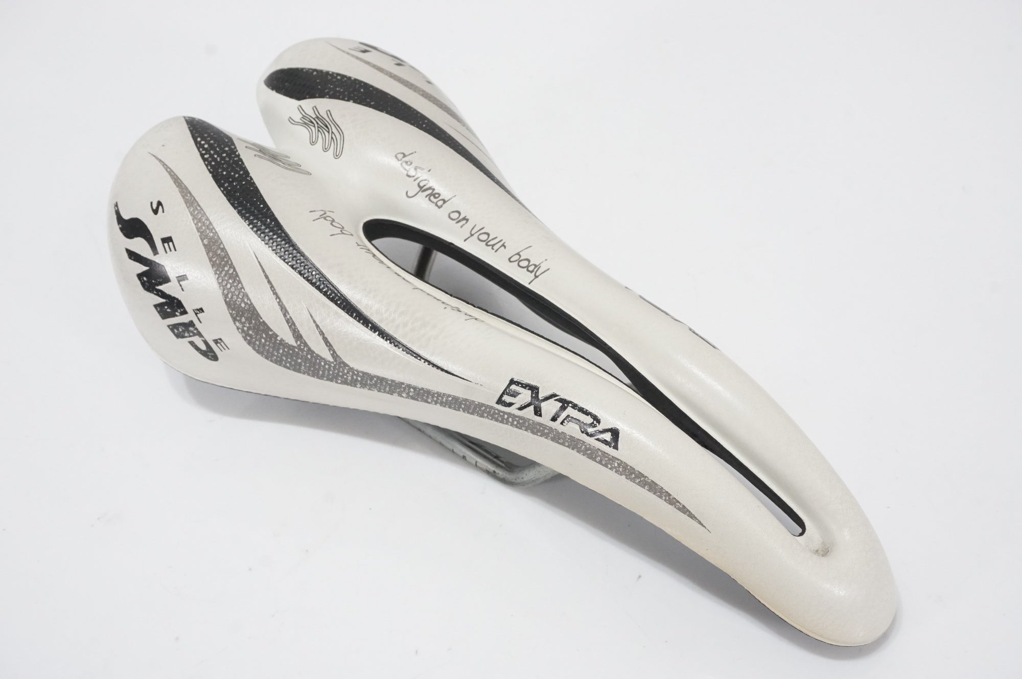 SELLE SMP 「セラエスエムピー」 EXTRA サドル / AKIBA店