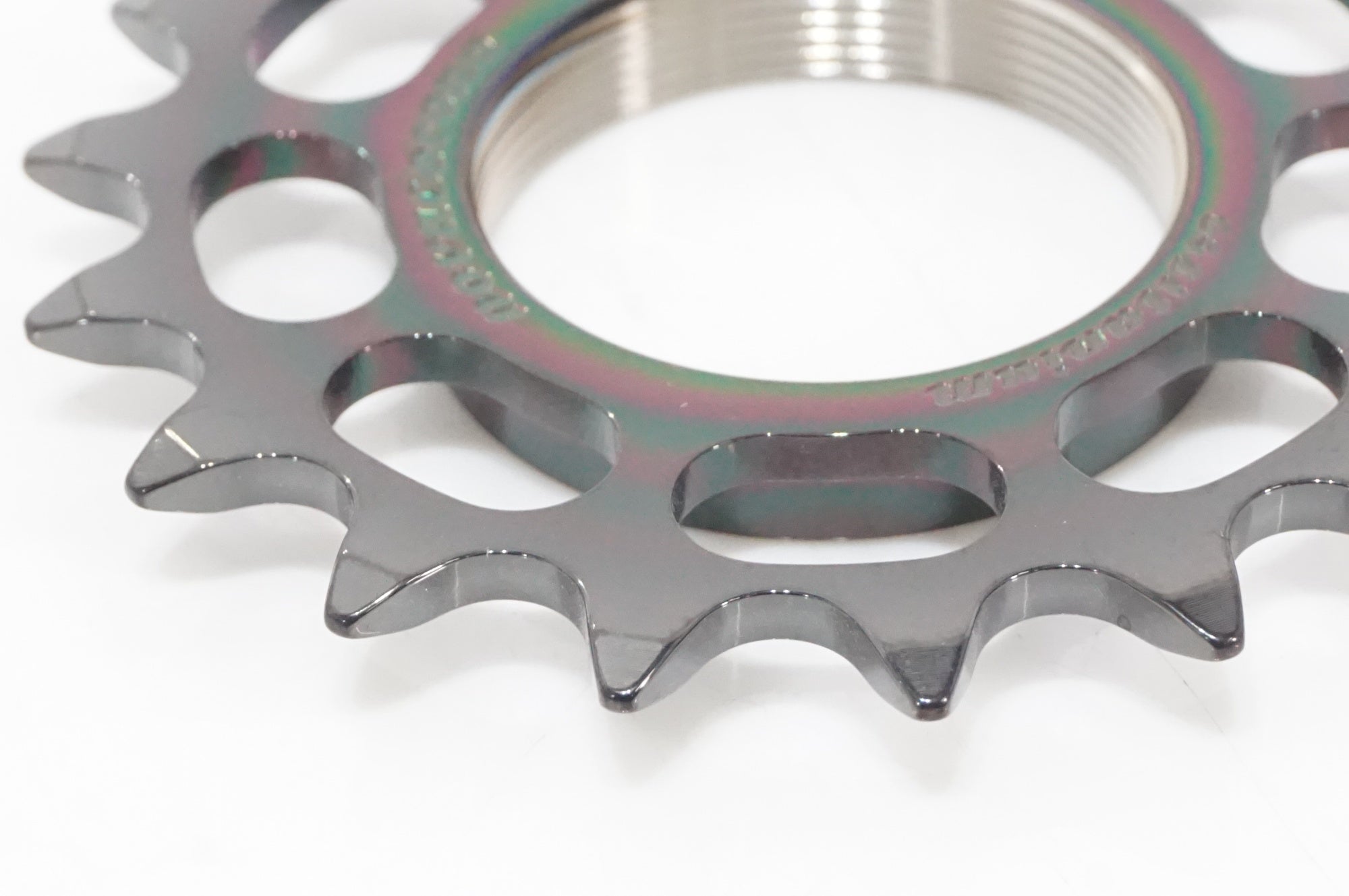 NOVACORONA 「ノバコローナ」 チタン 18T コグ / AKIBA店