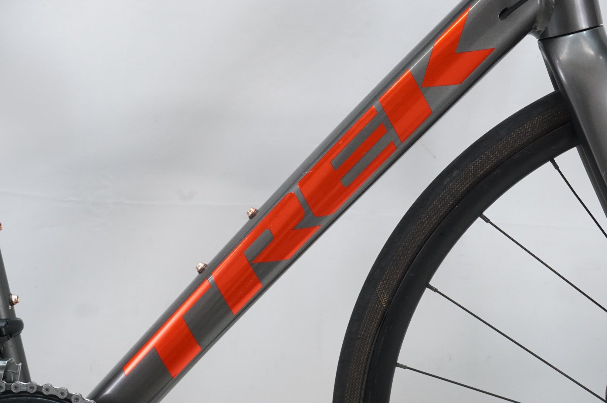 TREK 「トレック」 DOMANE AL3 DISC 2023年モデル ロードバイク
