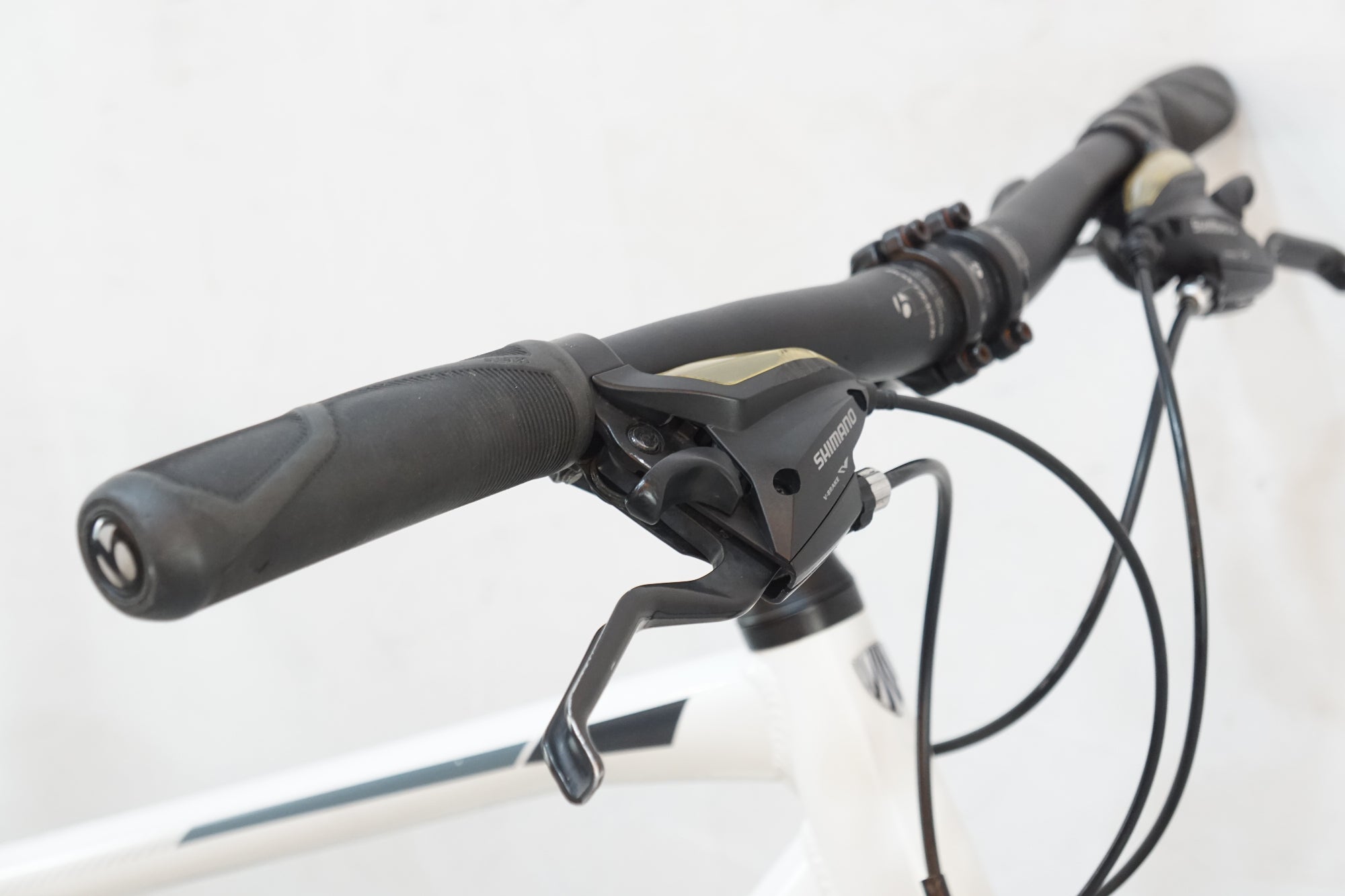 TREK 「トレック」 FX2 2019年モデル クロスバイク / バイチャリ浦和