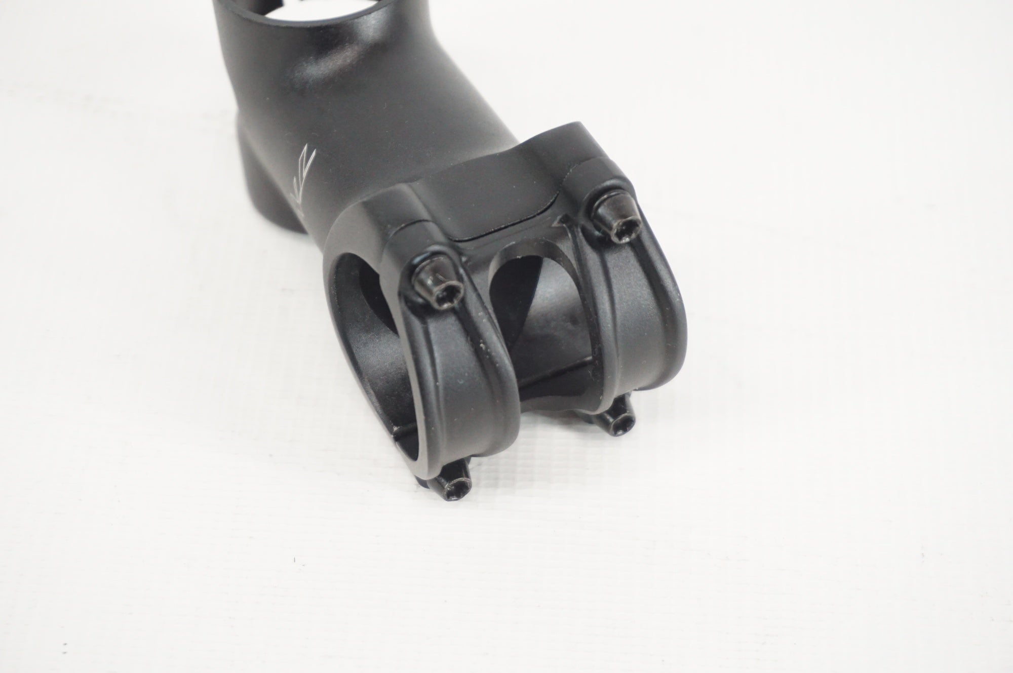 TNI 「ティーエヌアイ」 HELIUM 17 Φ31.8 60mm ステム / 阪急塚口店